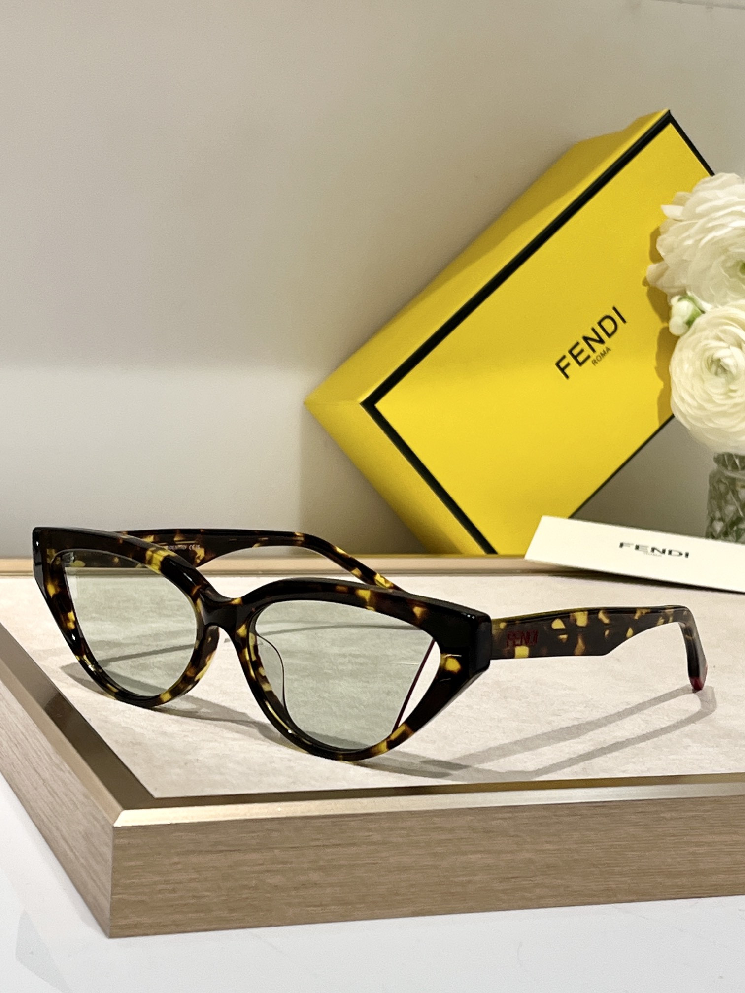 Fendi Glasses FE40009I 56-16-145 - Image 8
