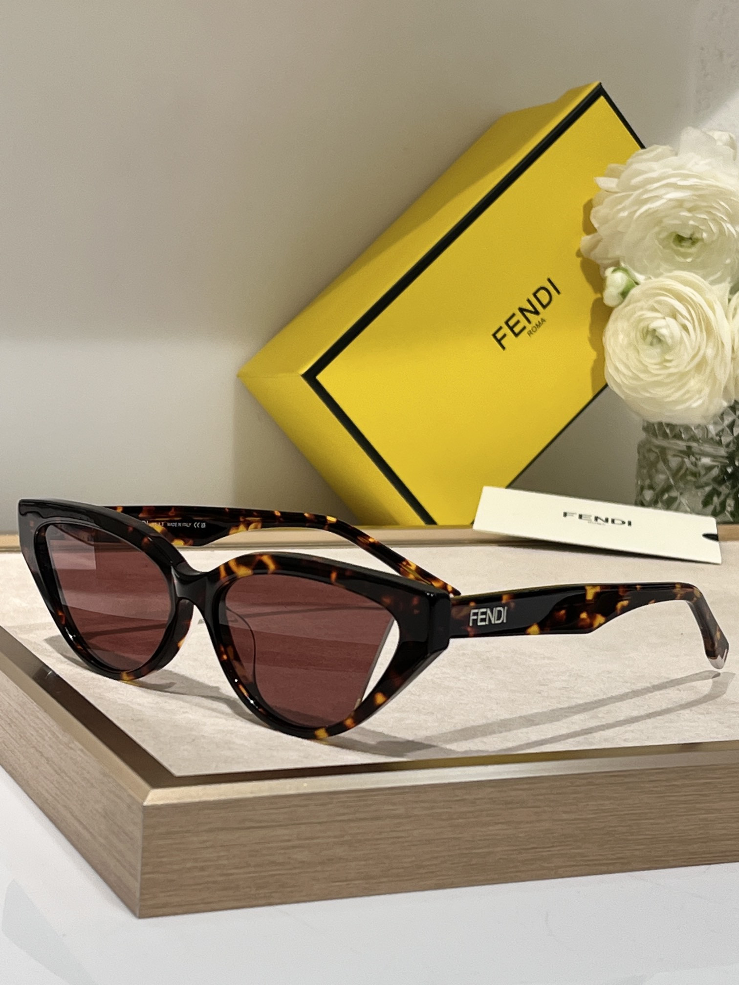 Fendi Glasses FE40009I 56-16-145 - Image 9