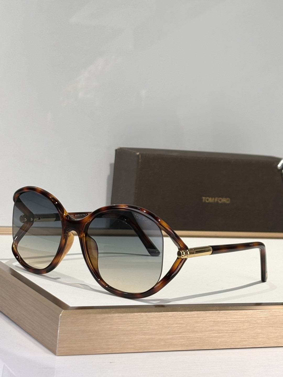 Tom Ford Glasses MELODY FT1090 59-18-120 - Image 3