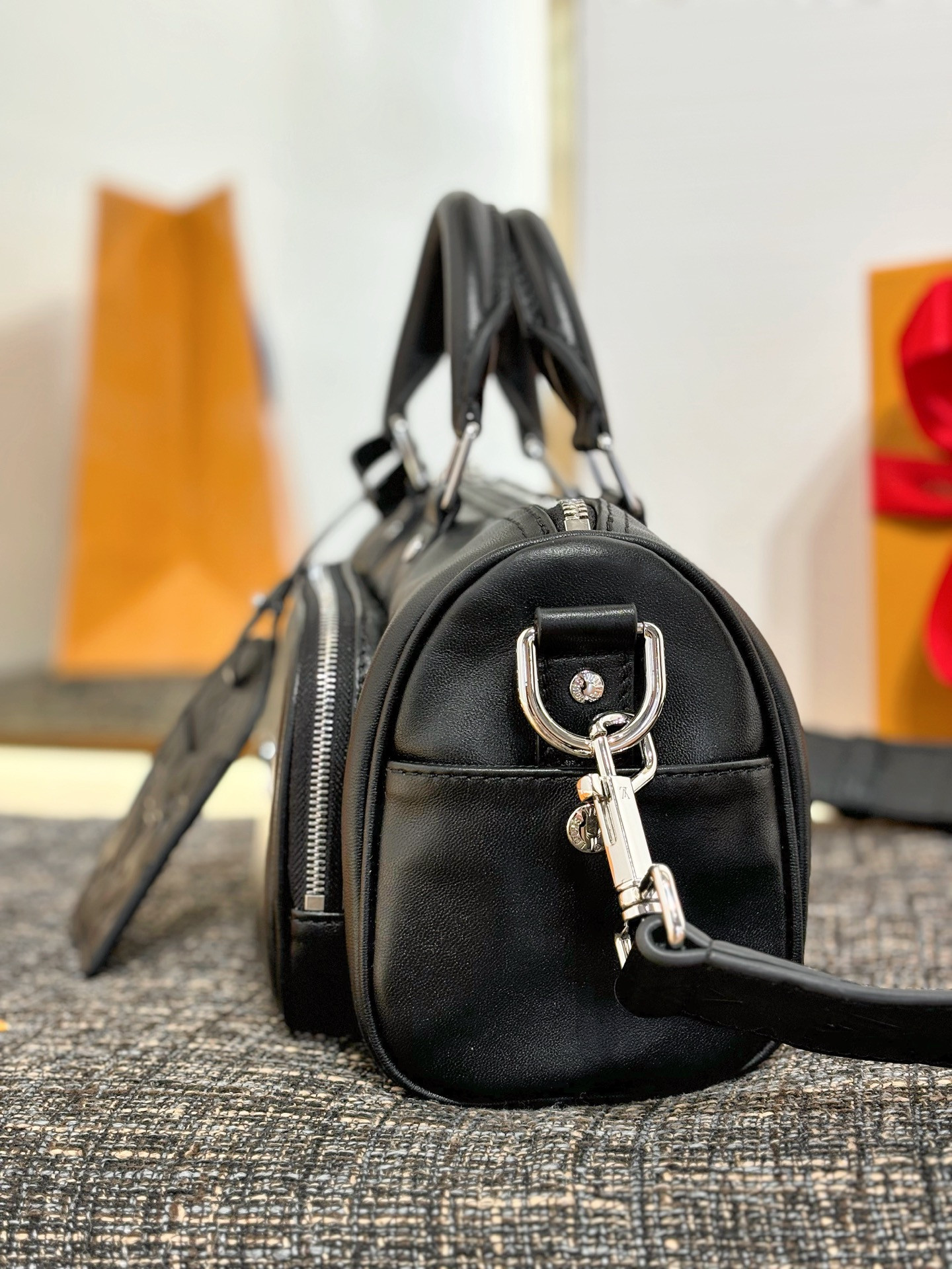 LV KEEPALL CARGO Bandoulière 25 M13988 25x15x11cm - Image 5