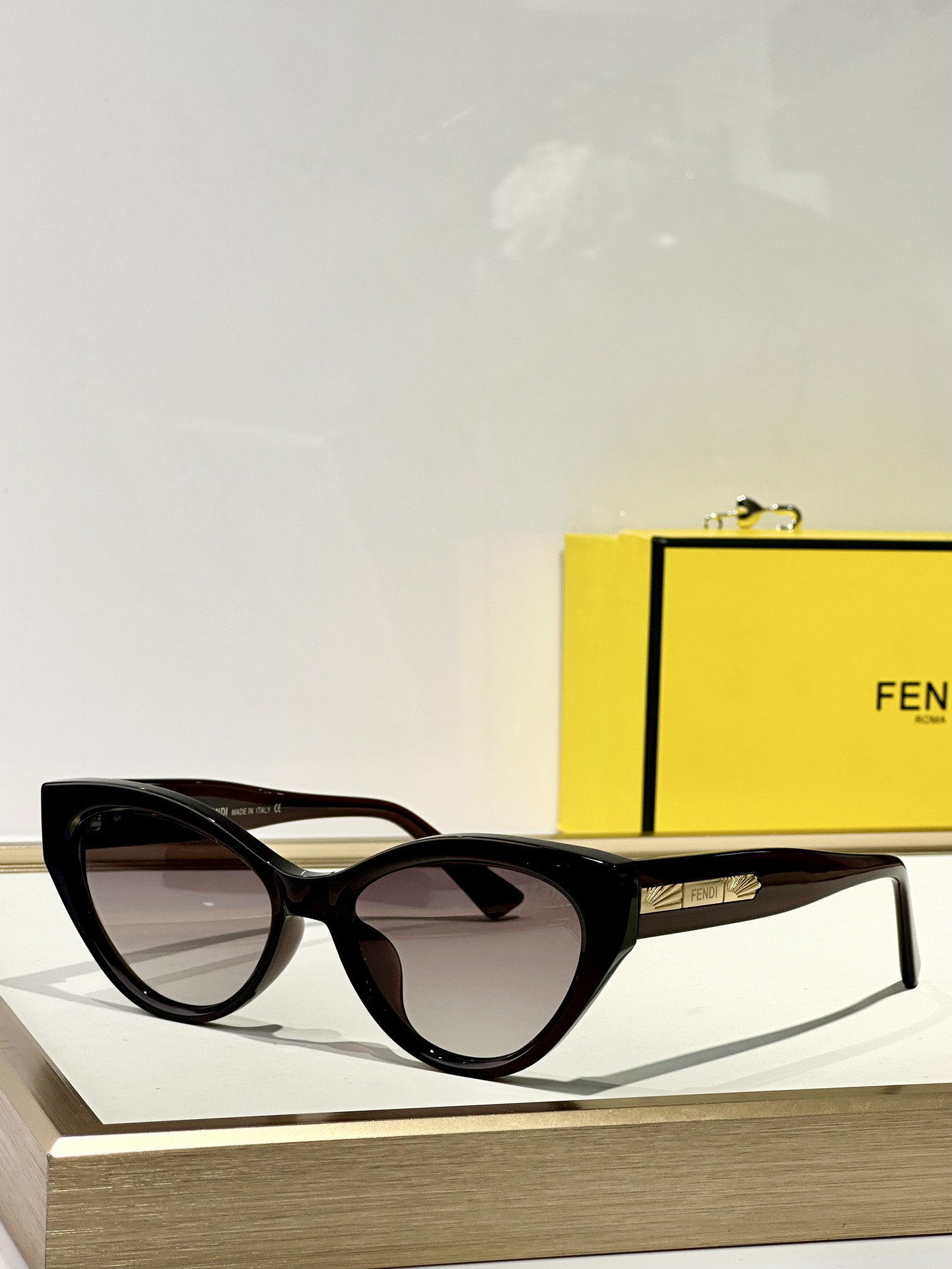 Fendi Glasses FE40164U 54-18-148 - Image 6
