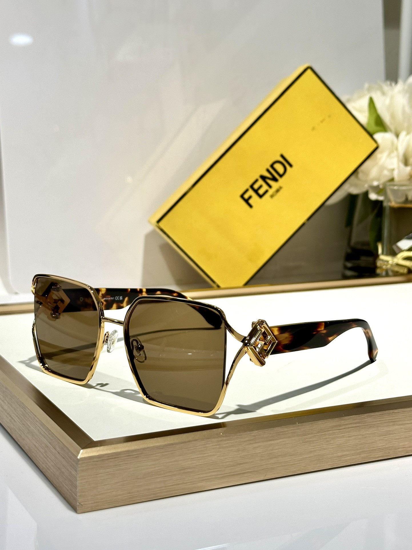 Fendi Glasses FE40151UU 50-21-135 - Image 8