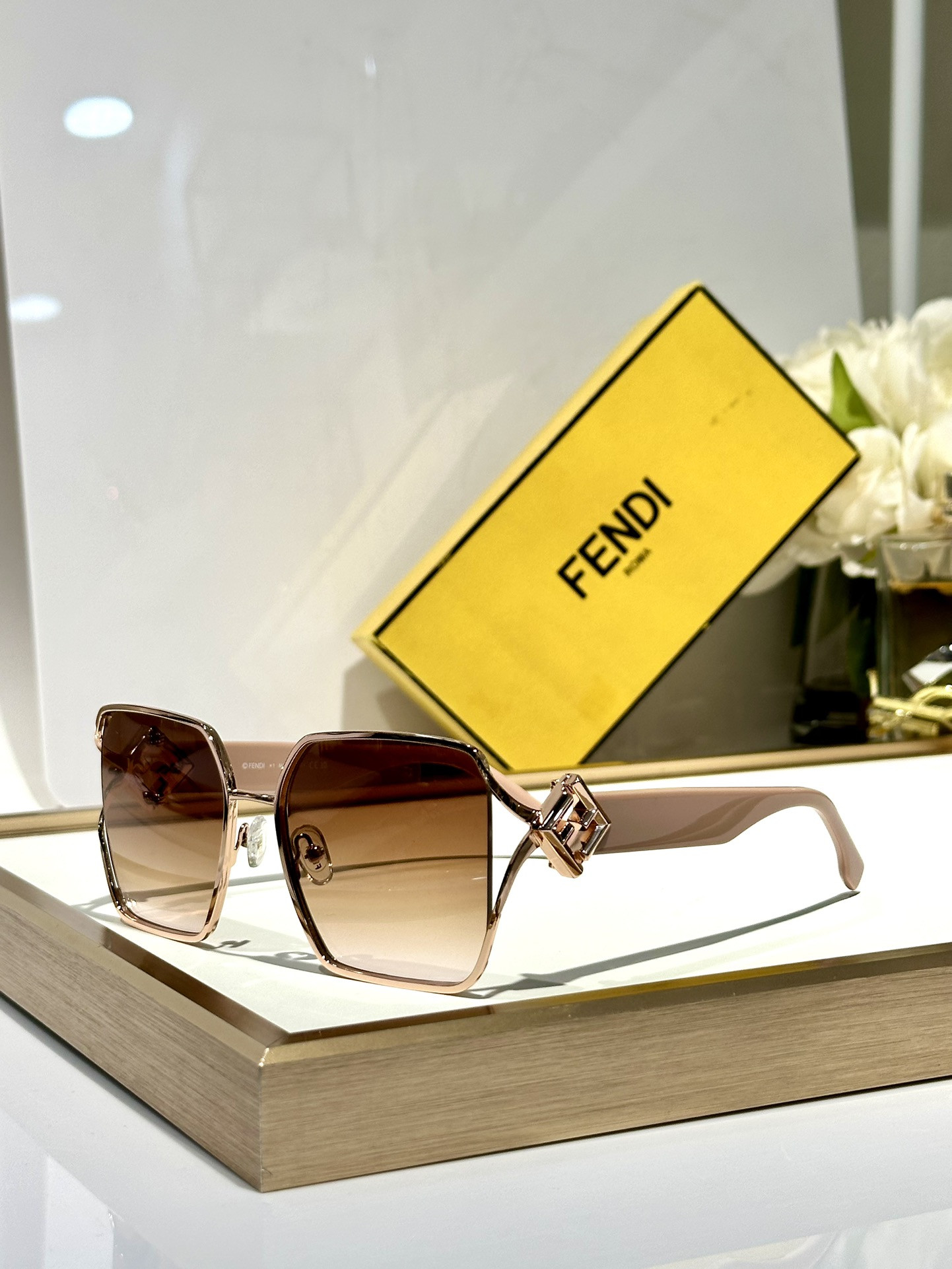 Fendi Glasses FE40151UU 50-21-135 - Image 5