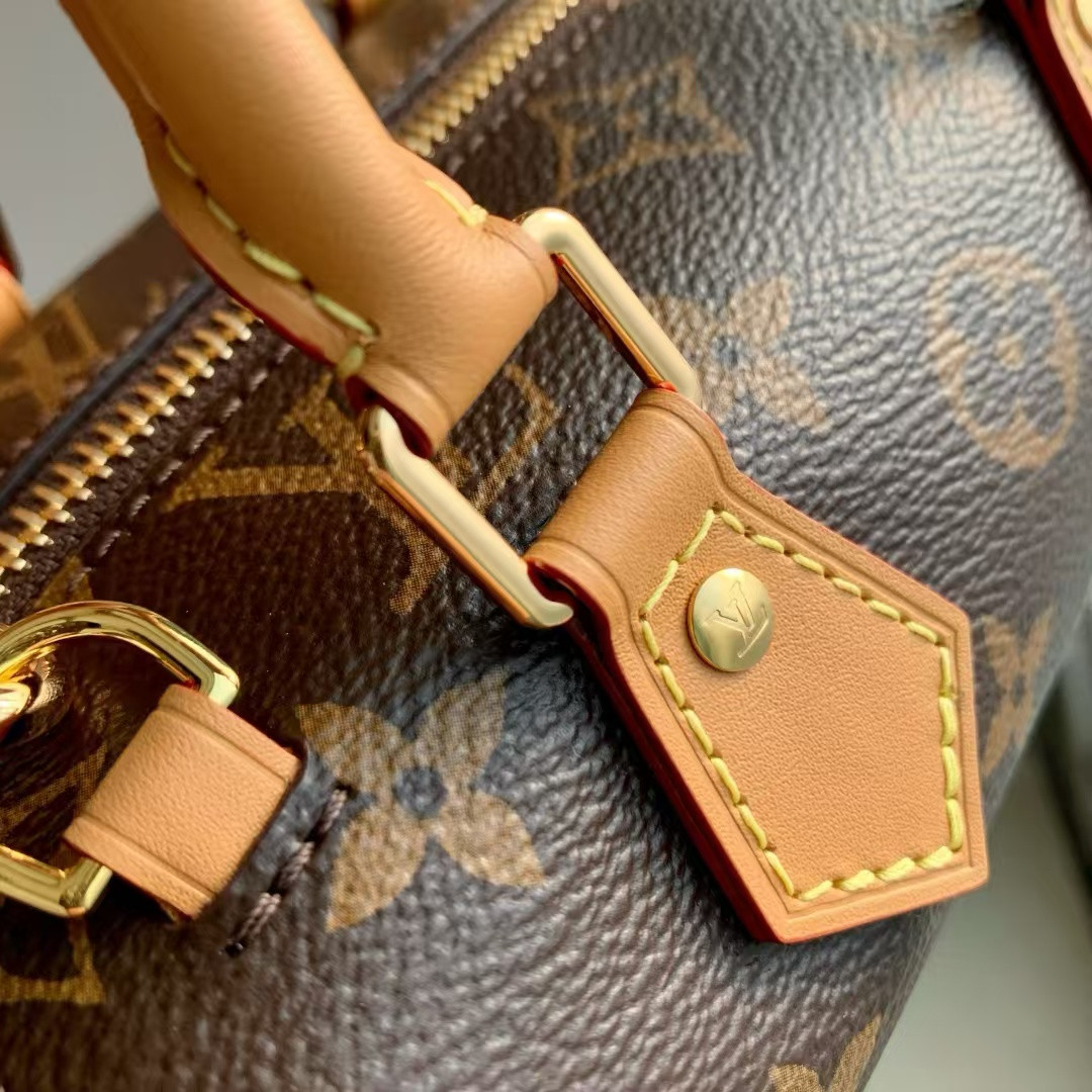 LV Nano Speedy Dating M13226 18 x 10.5 x 11.5 cm - Image 8