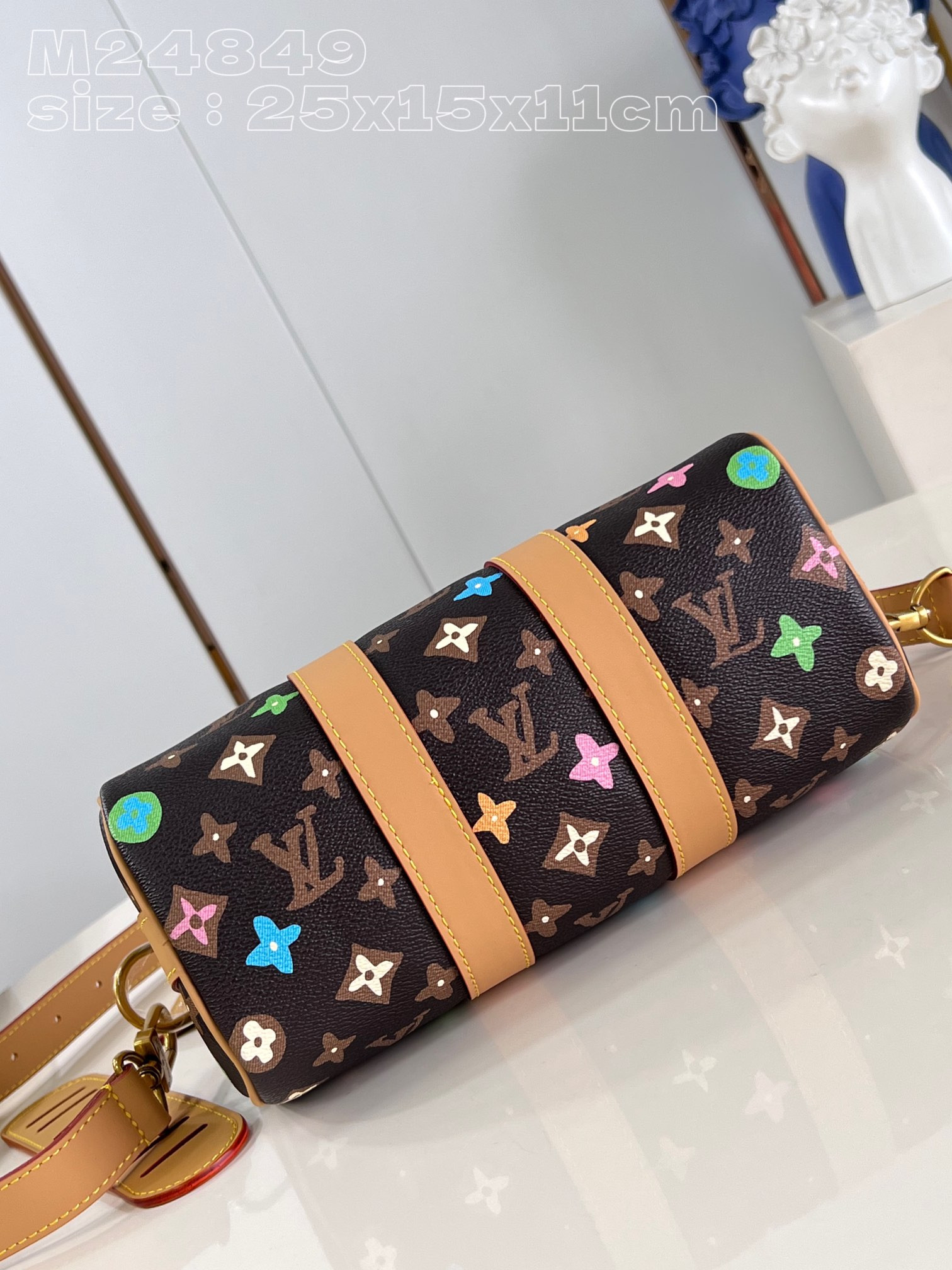 LV Keepall Bandoulière 25 M24849 25 x 15 x 11cm - Image 10