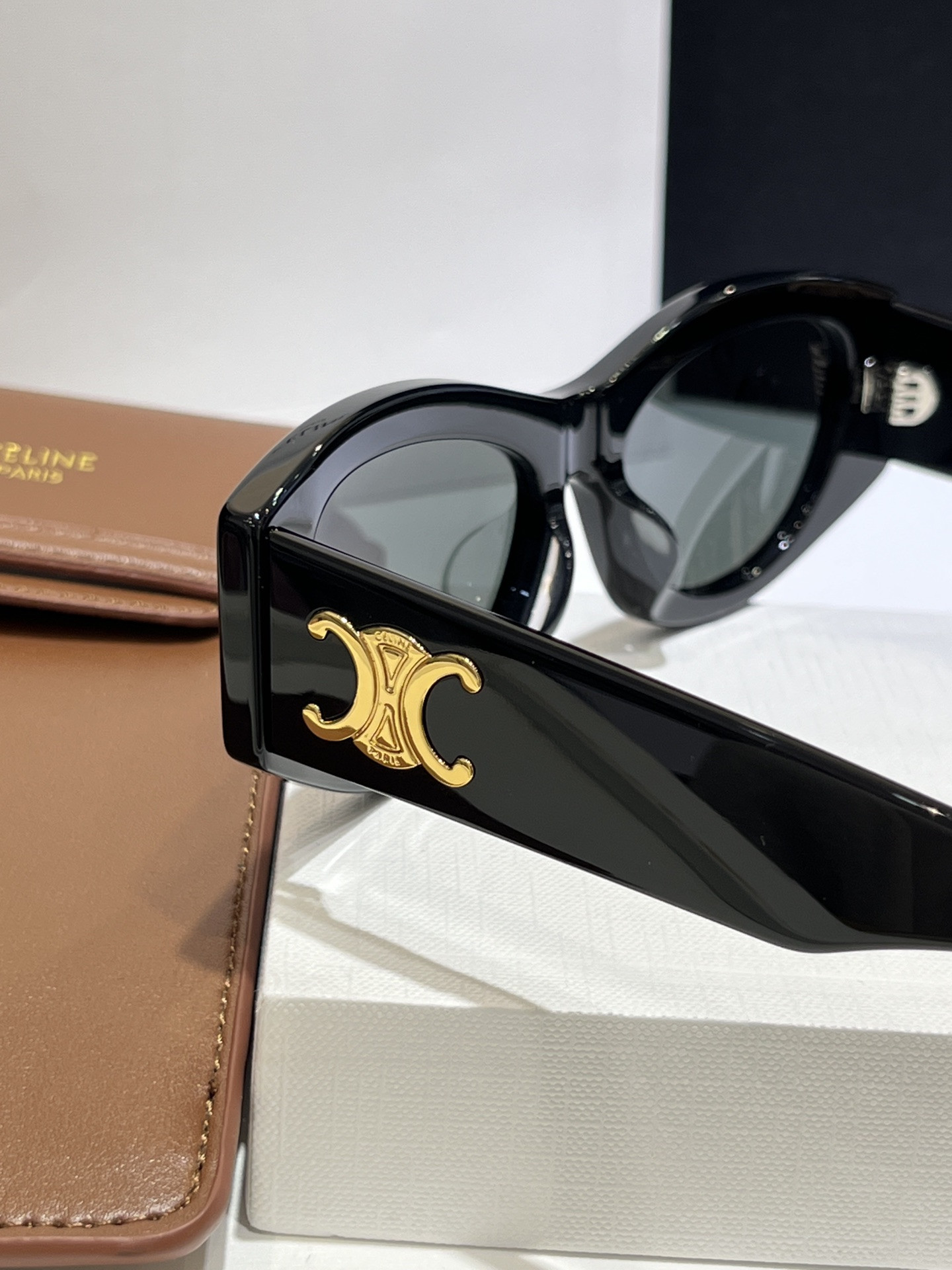 Celine Glasses CL40308U - Image 10