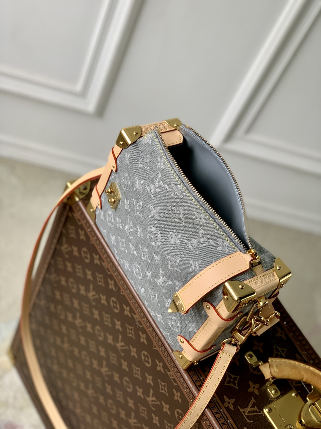 LV Side Trunk MM M13285(23.5*16*8.5cm) - Image 6