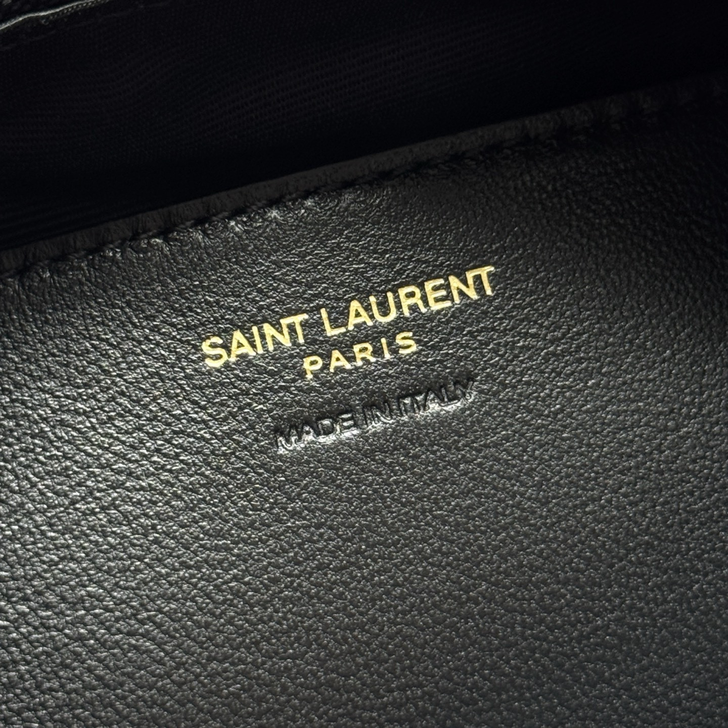 YSL calypso mini hobo in plunged lambskin 20 X 12 X 5 cm - Image 7