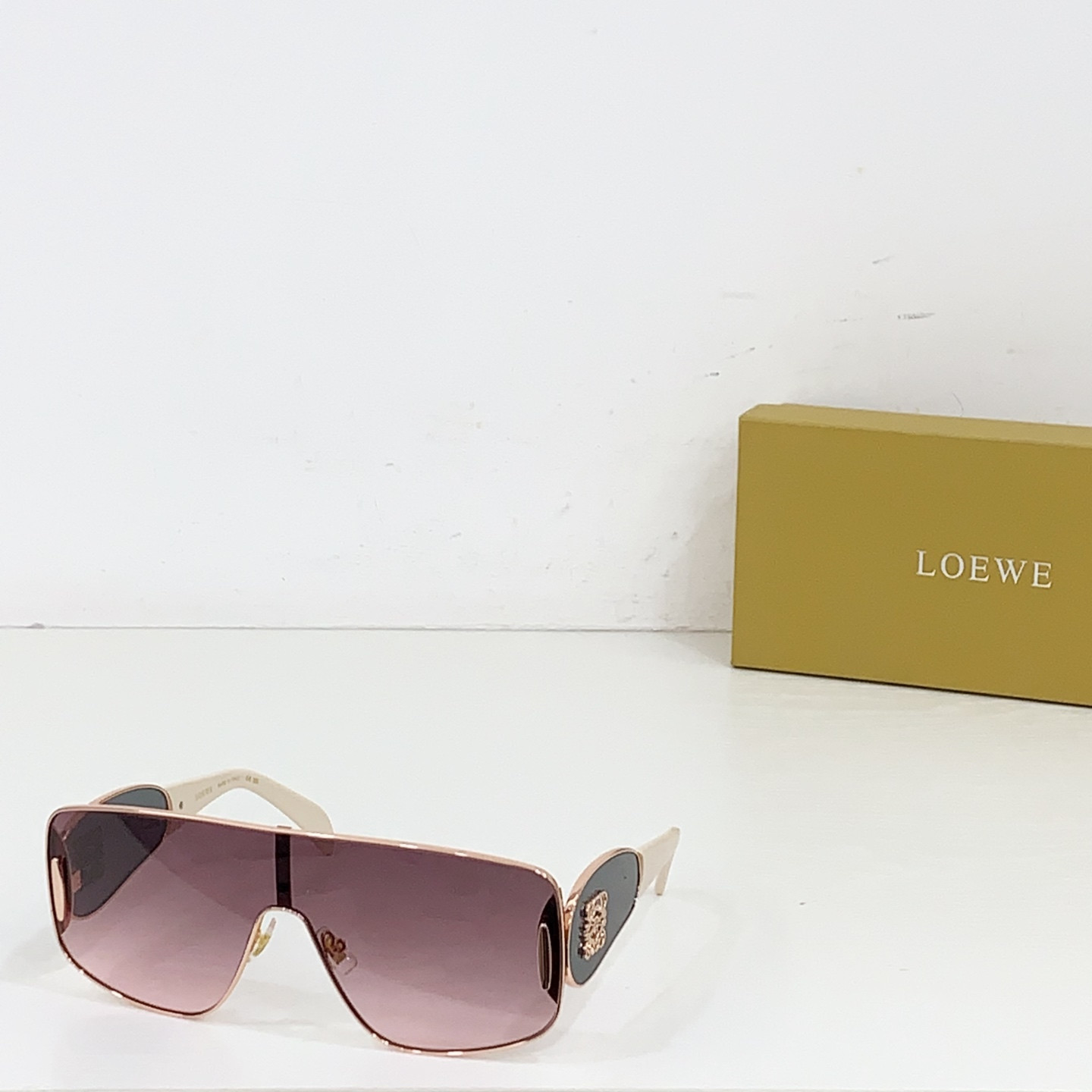 Loewe Glasses LW5094S 141-0-142 - Image 7