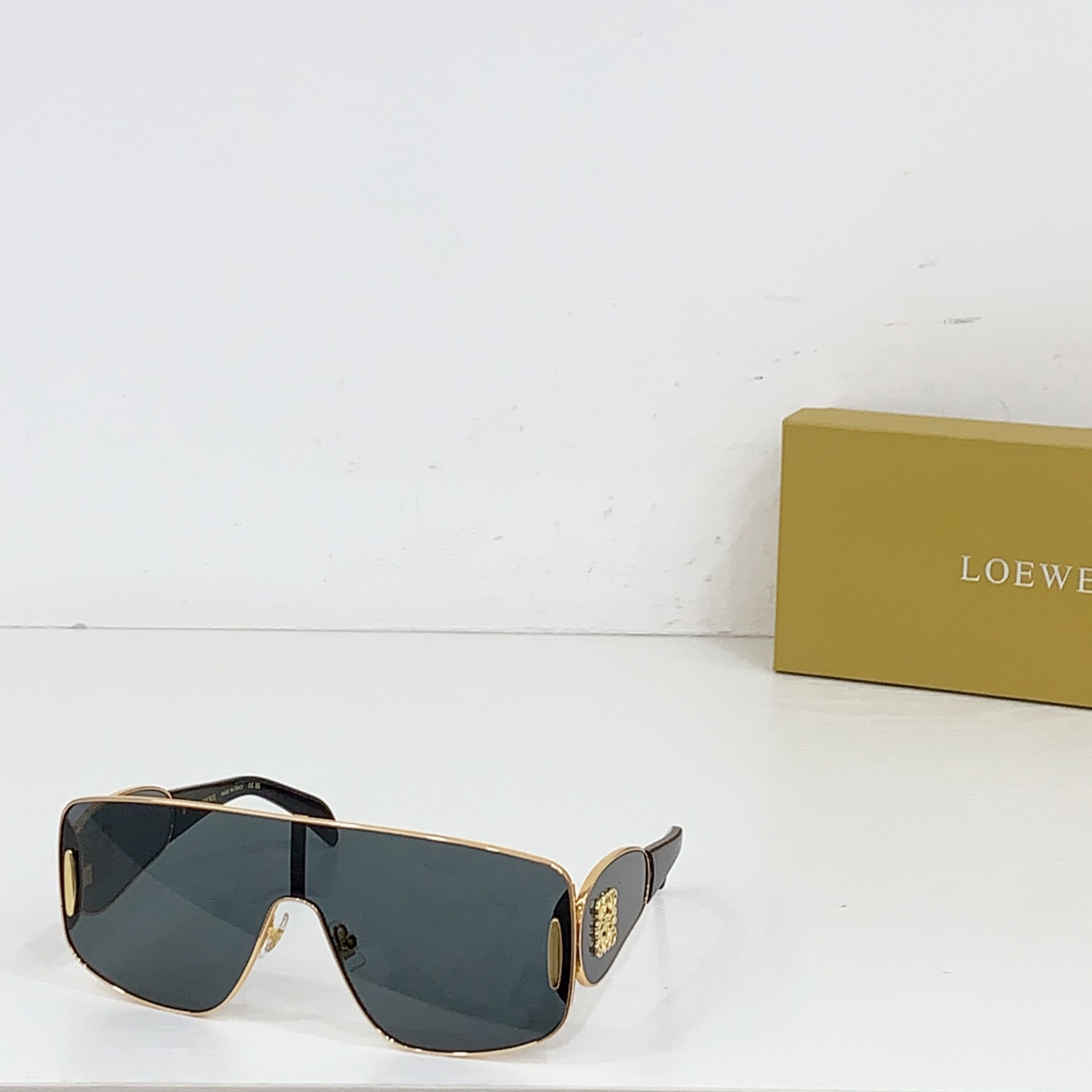 Loewe Glasses LW5094S 141-0-142 - Image 3
