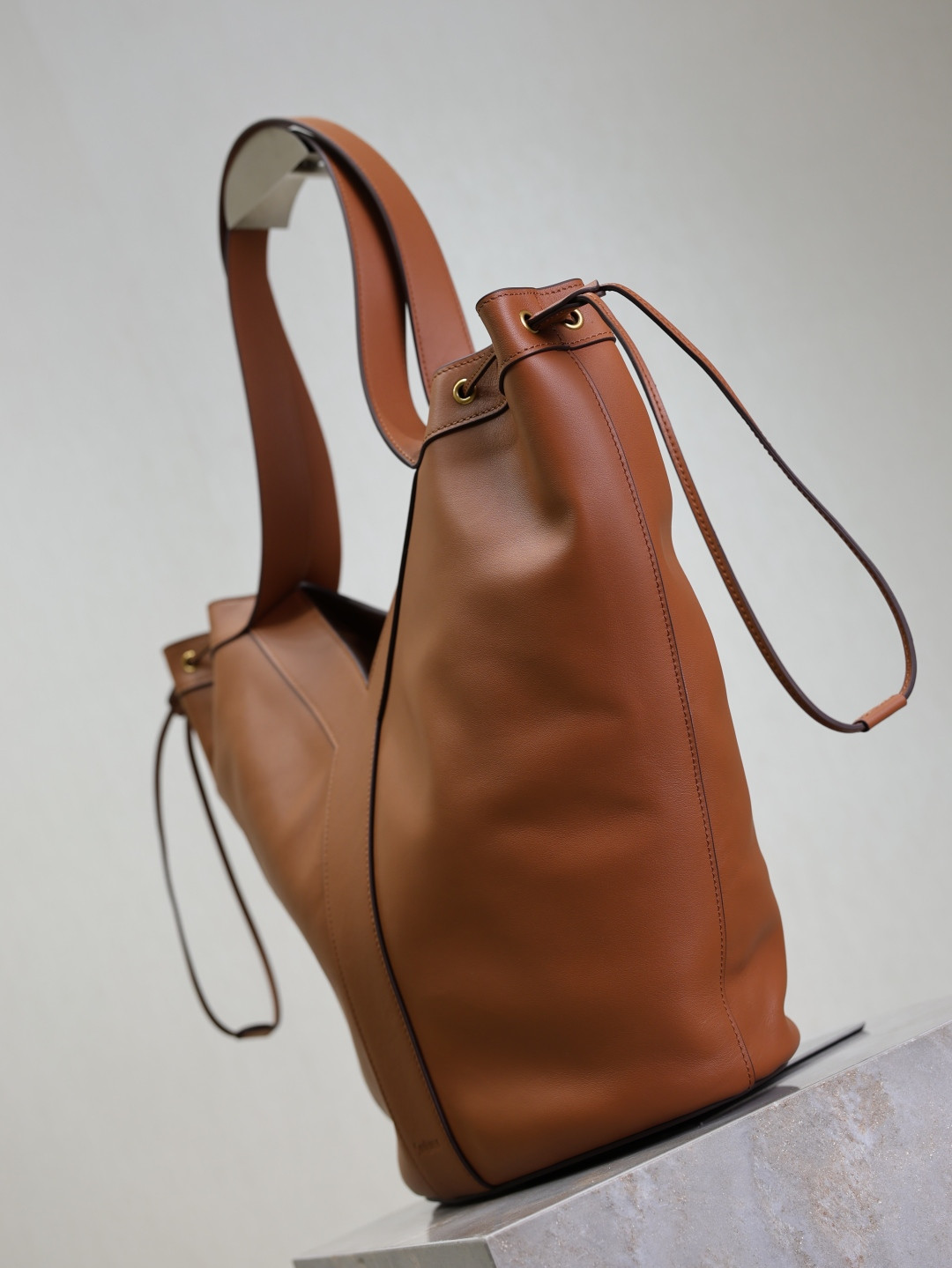 YSL Y Large Hobo (Leather) 35 x 25 x 15 cm - Image 6