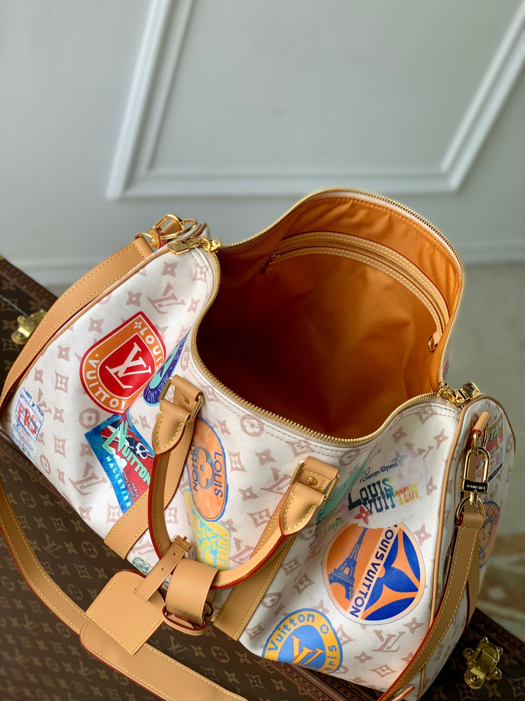 LV Keepall Bandouliere 45 M14736 45 x 27 x 20 cm - Image 9