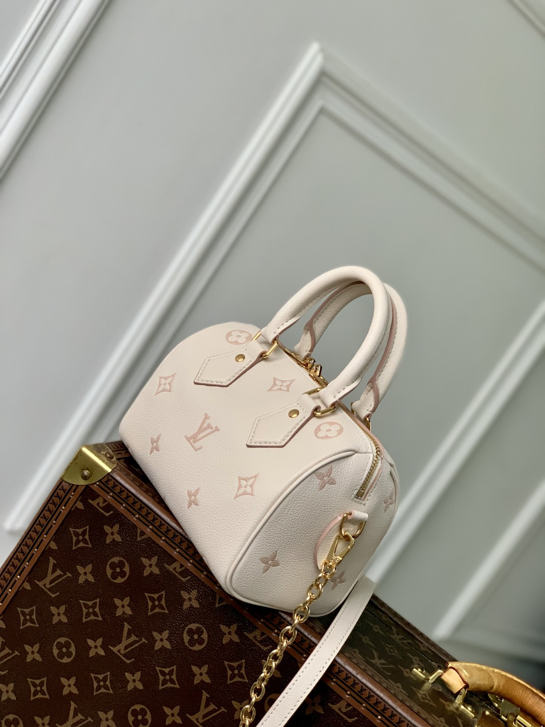 LV Speedy Bandouliere 20 M14291 20.5 x 13.5 x 12 cm - Image 3