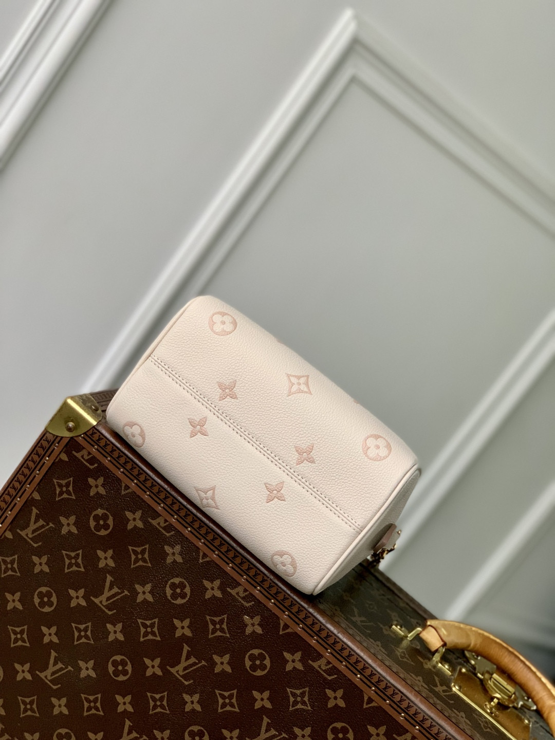 LV Speedy Bandouliere 20 M14291 20.5 x 13.5 x 12 cm - Image 5