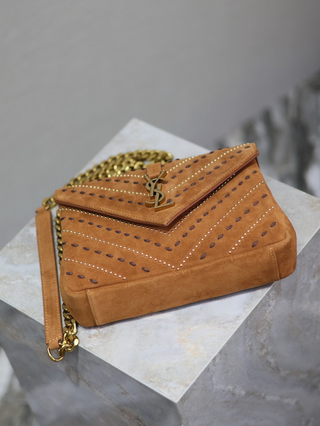 YSL Monogram COLLEGE MEDIUM BAG 24x17x6cm - Image 8