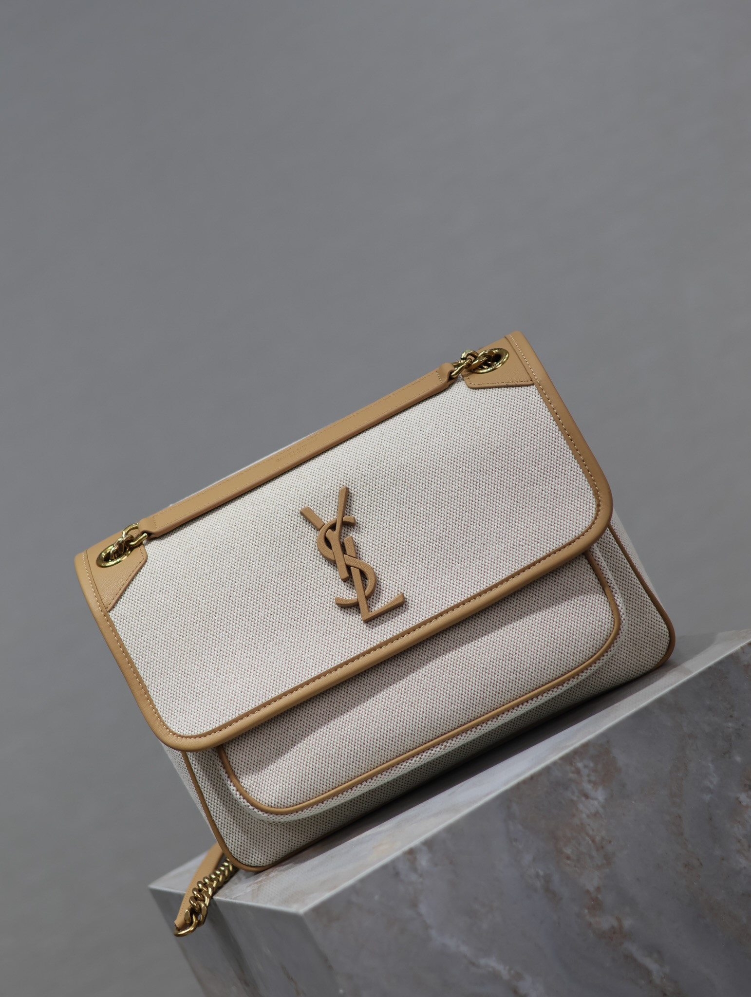 YSL NIKI MEDIUM IN Calfskin Cotton and Linen 28x20x8.5cm - Image 4