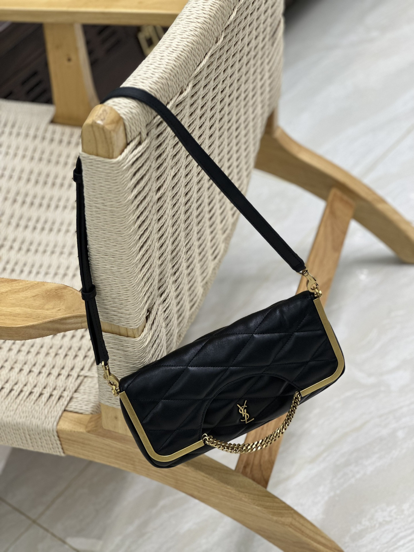 YSL 87 in quilted lambskin 26x13x5cm - Image 11