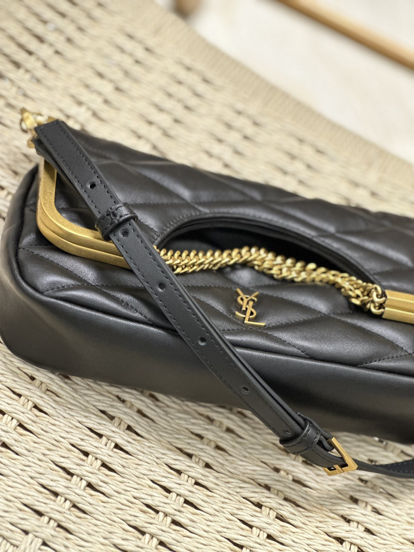 YSL 87 in quilted lambskin 26x13x5cm - Image 13