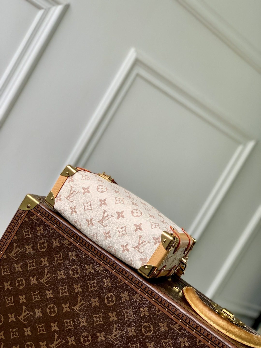 LV Side Trunk MM M26287 (23.5*16*8.5cm) - Image 5