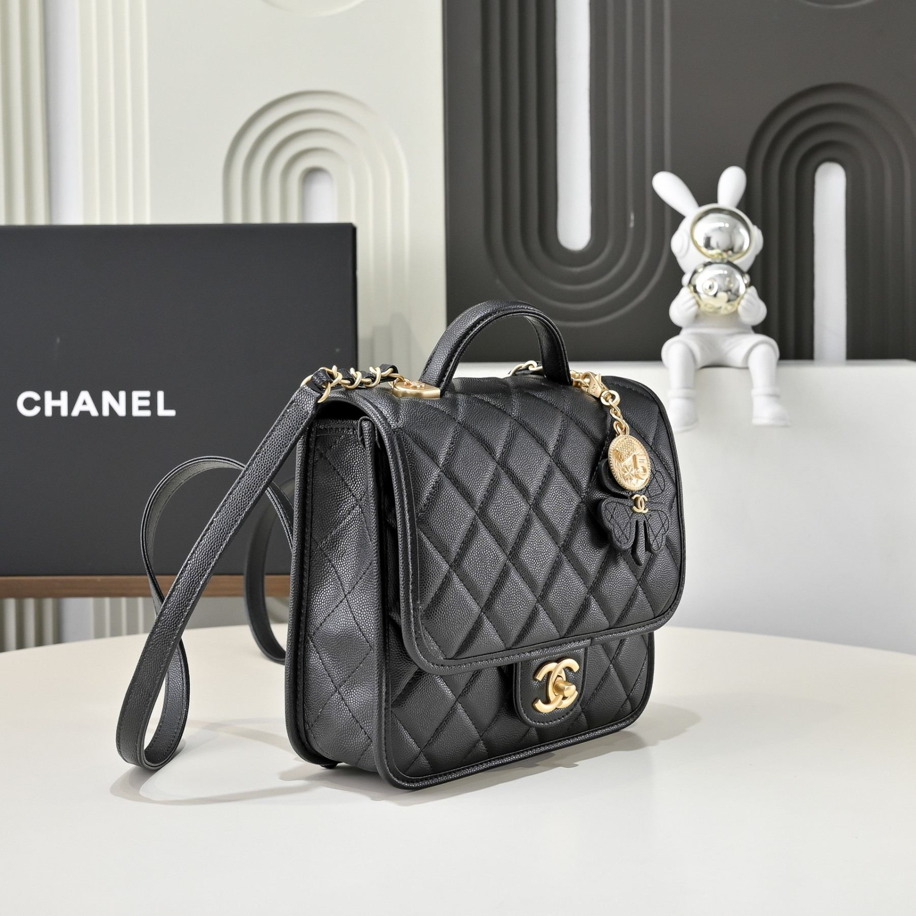 Chanel Backpack AS5715 19.5x22x7cm - Image 5