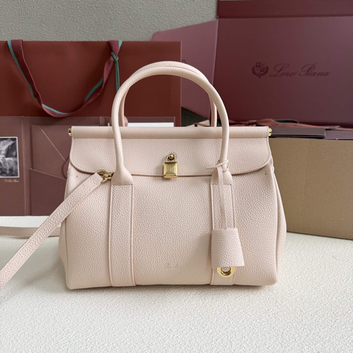 Loro Piana Loom Bag L25 Grained Calfskin 25x18x12.5cm - Image 2