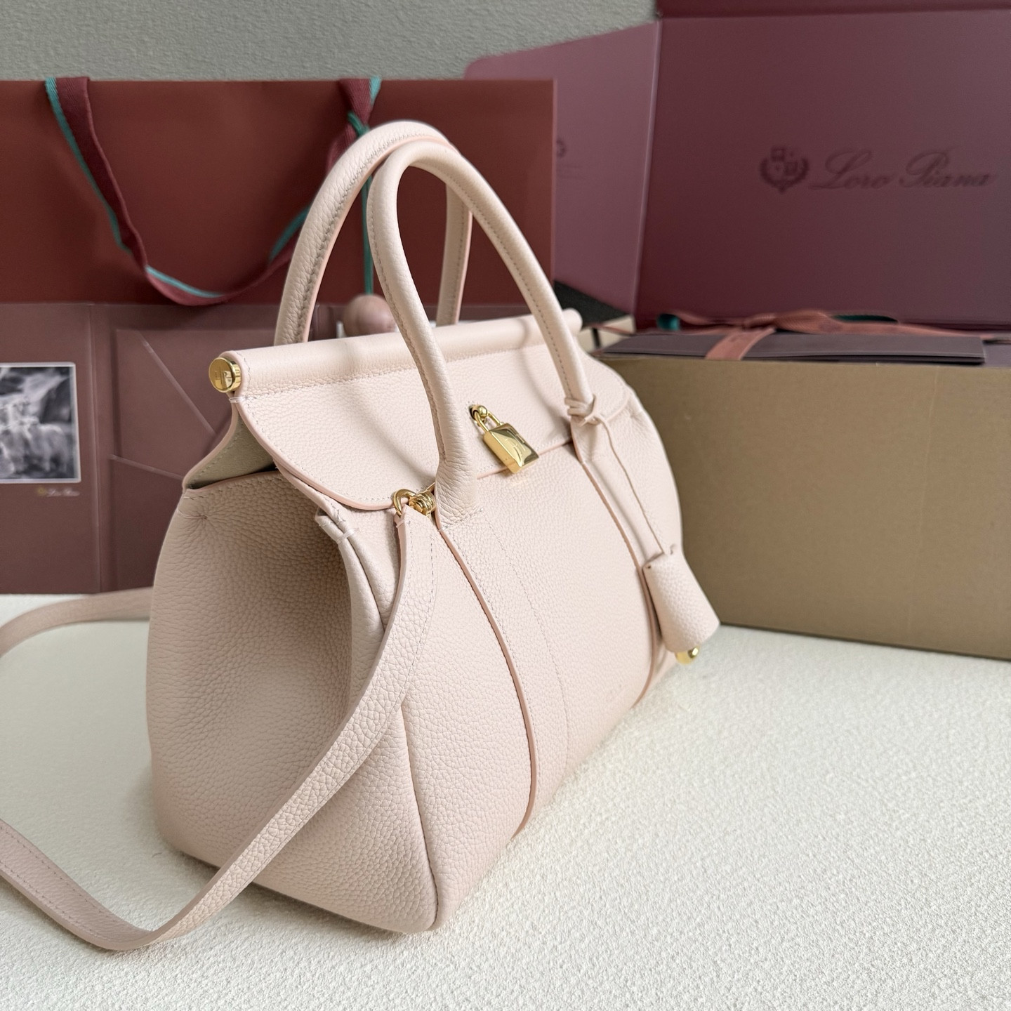 Loro Piana Loom Bag L25 Grained Calfskin 25x18x12.5cm - Image 3