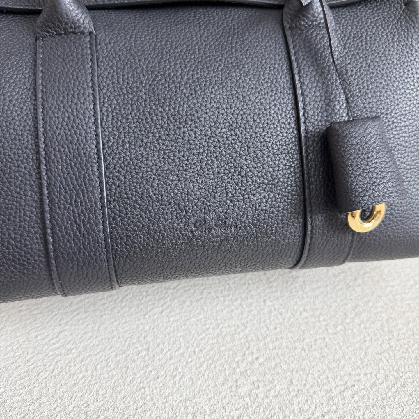 Loro Piana Loom L25 Calfskin 25x18x12.5cm - Image 6