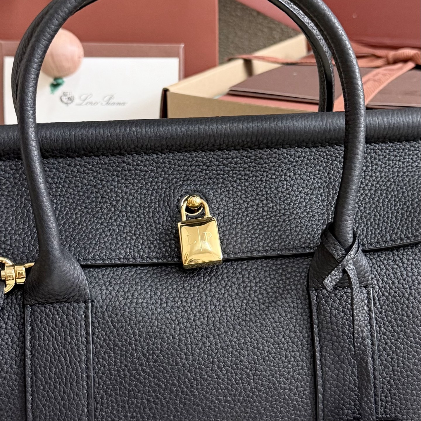 Loro Piana Loom L25 Calfskin 25x18x12.5cm - Image 7