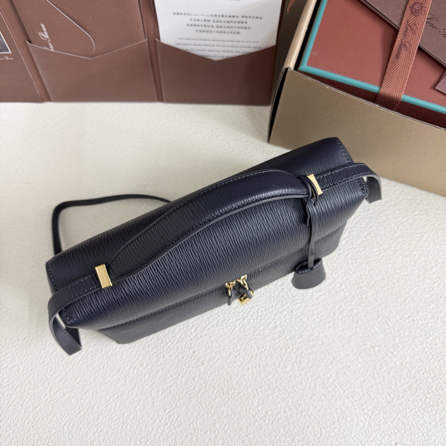 Loro Piana Extra Pocket L27 Calfskin FAN4043 (27*16*10cm) - Image 6