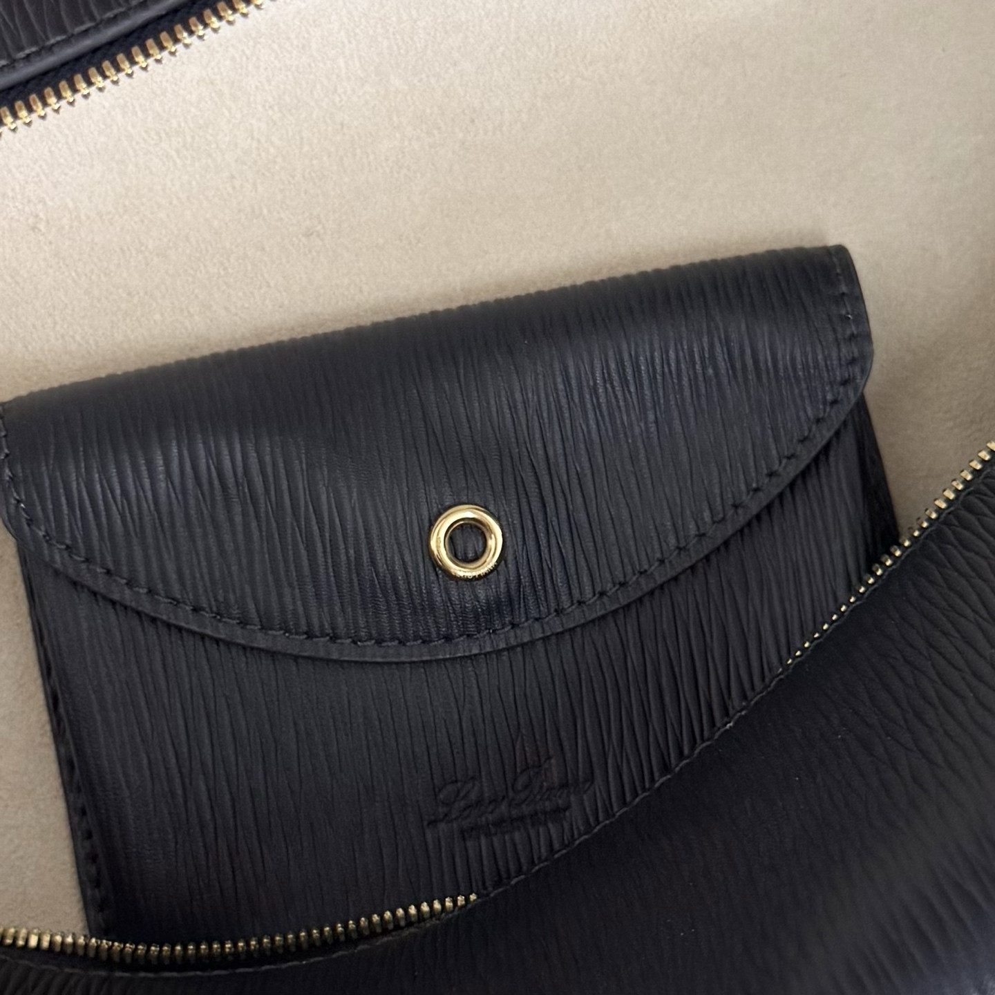 Loro Piana Extra Pocket L27 Calfskin FAN4043 (27*16*10cm) - Image 10