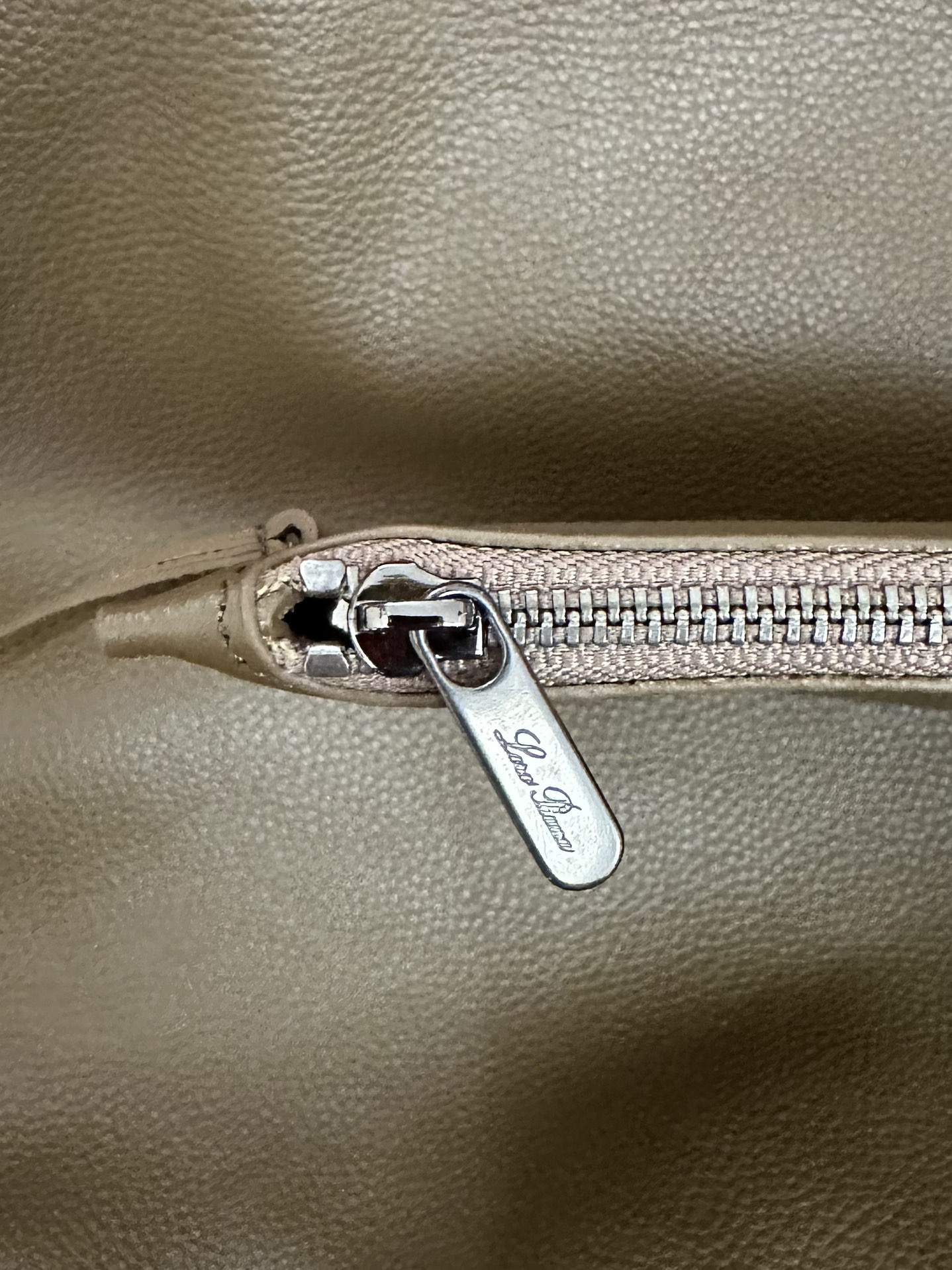 Loro Piana Bale Hobo 40x32x27cm Handle length 22cm Without Box - Image 9