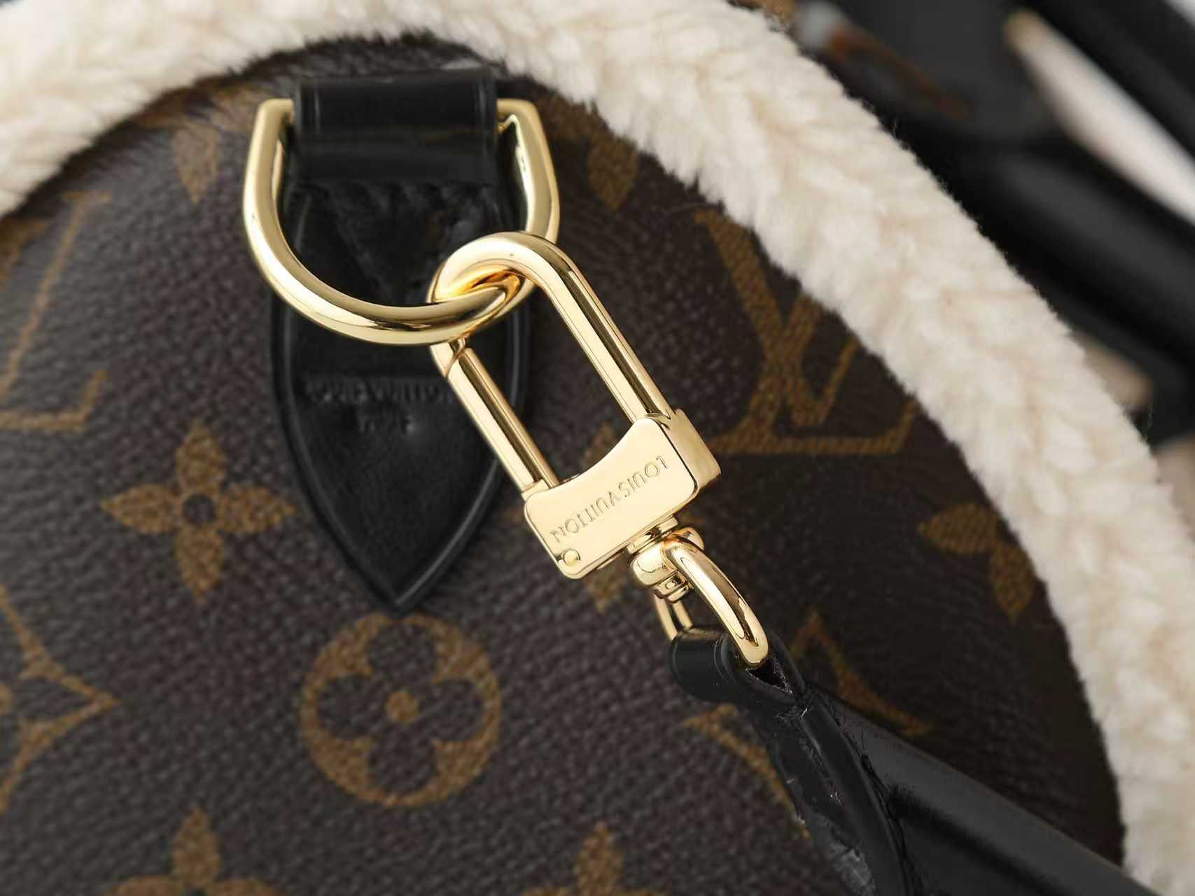 LV Speedy Soft 30 Teddy M26326 (30*21*17cm) - Image 7