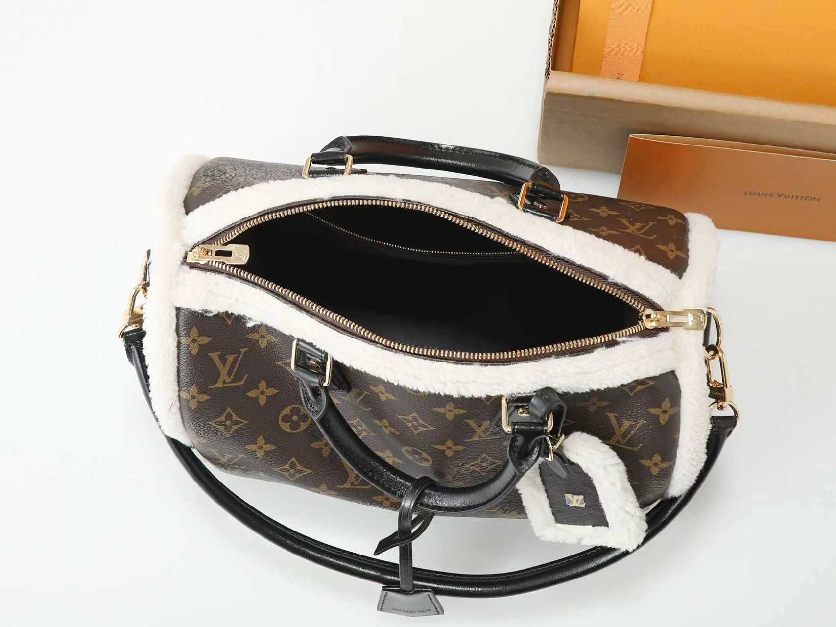 LV Speedy Soft 30 Teddy M26326 (30*21*17cm) - Image 6