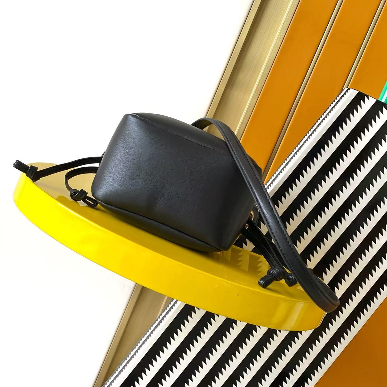YSL JAMIE Mini Shoulder Pouch in Lambskin 14.5x15.5x8cm - Image 5