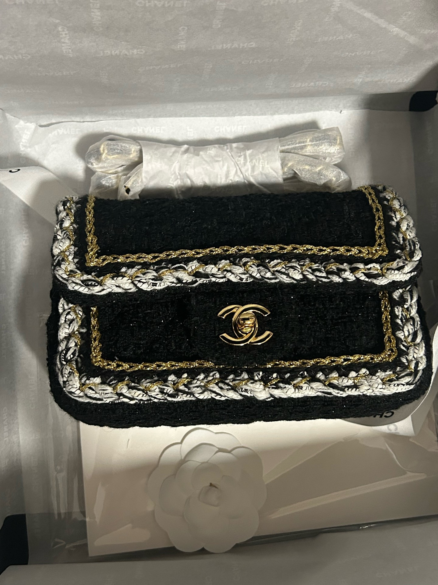 Chanel Mini Classic Handbag 12x20x6cm - Image 5