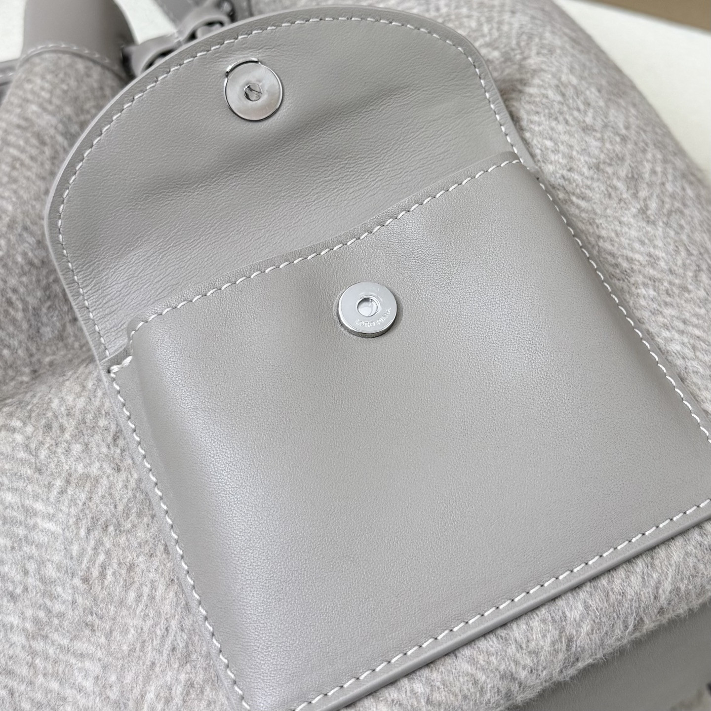 Loro Piana Extra Drawstring Backpack L27 25x27x14 cm - Image 10