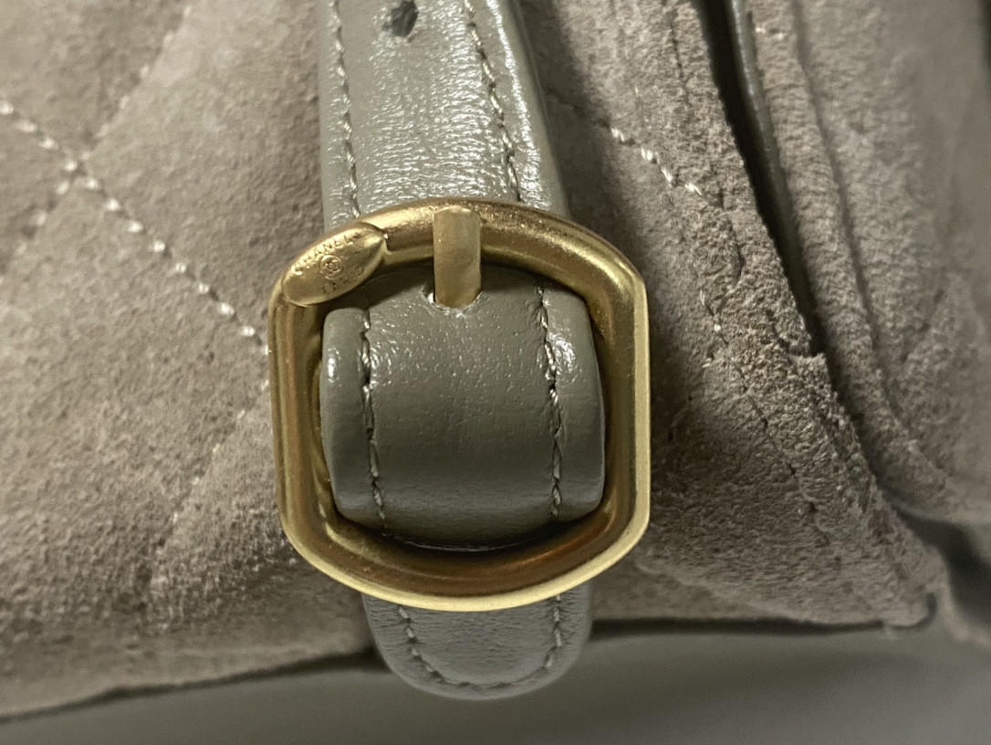 Chanel 25 Medium Backpack AS5600 23x23x14cm - Image 6