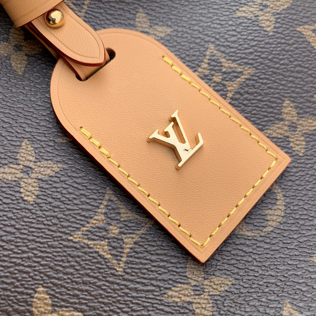 LV CarryAll East West M28101 (36*19*0.5cm) - Image 7