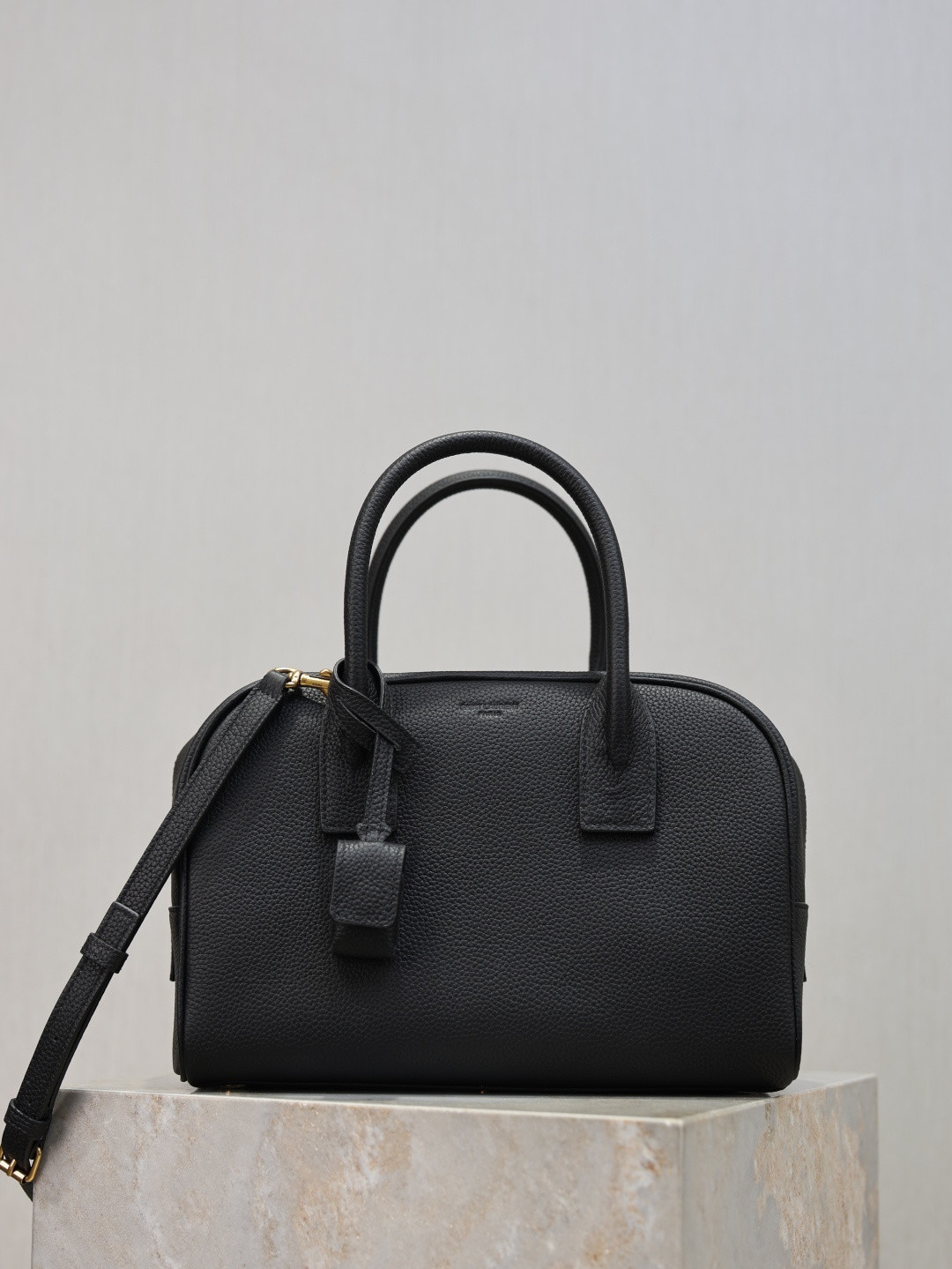 YSL SAC DE JOUR Small Boston in Grained Leather 27x18x15cm