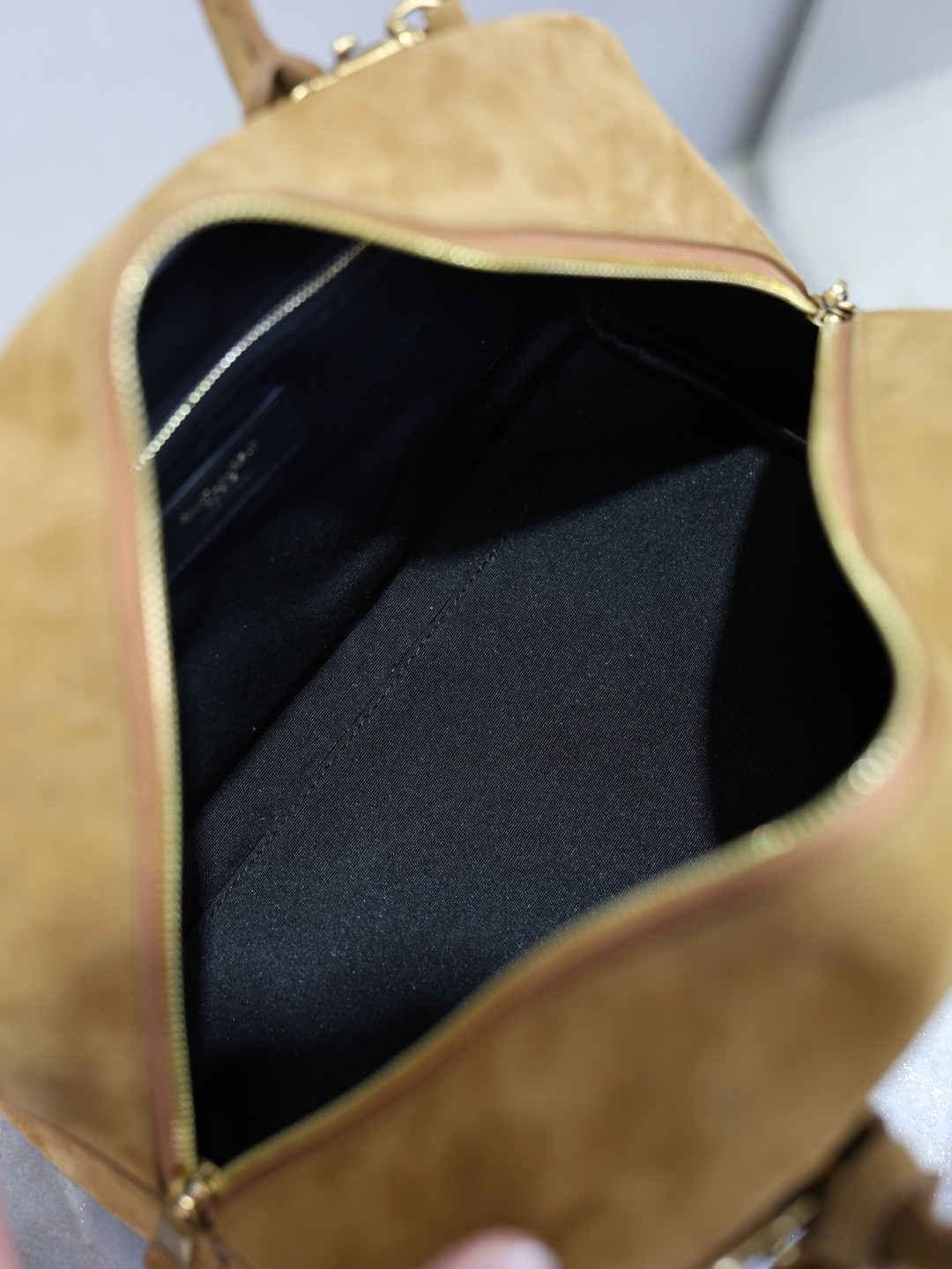 YSL SAC DE JOUR Small Boston in Suede 27x18x15cm - Image 10
