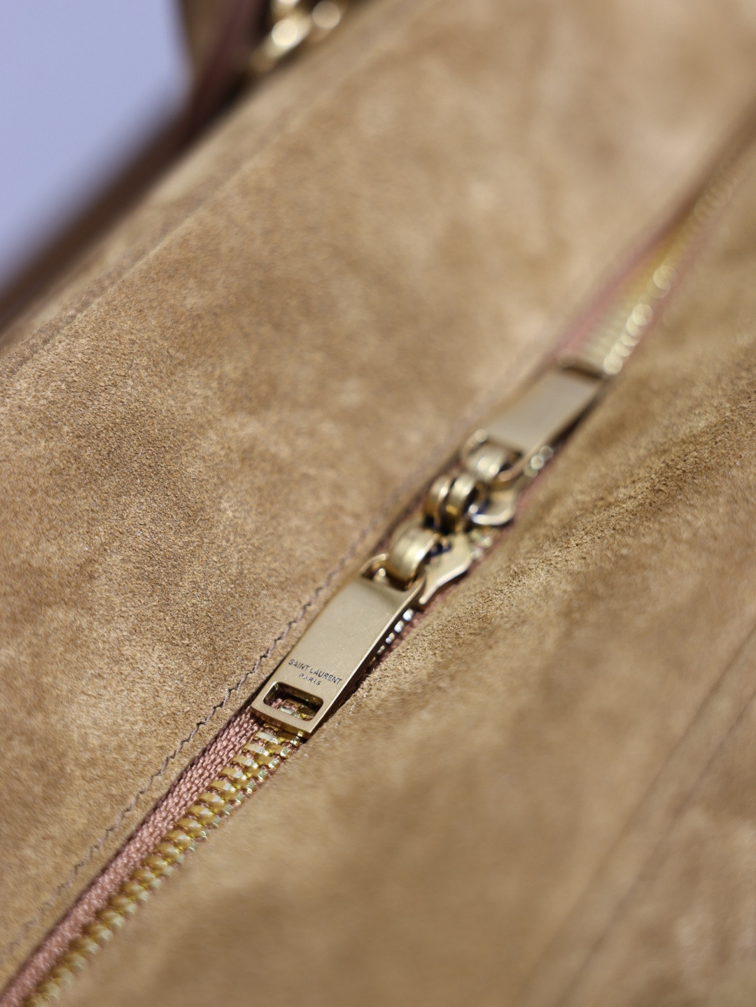 YSL SAC DE JOUR Small Boston in Suede 27x18x15cm - Image 16