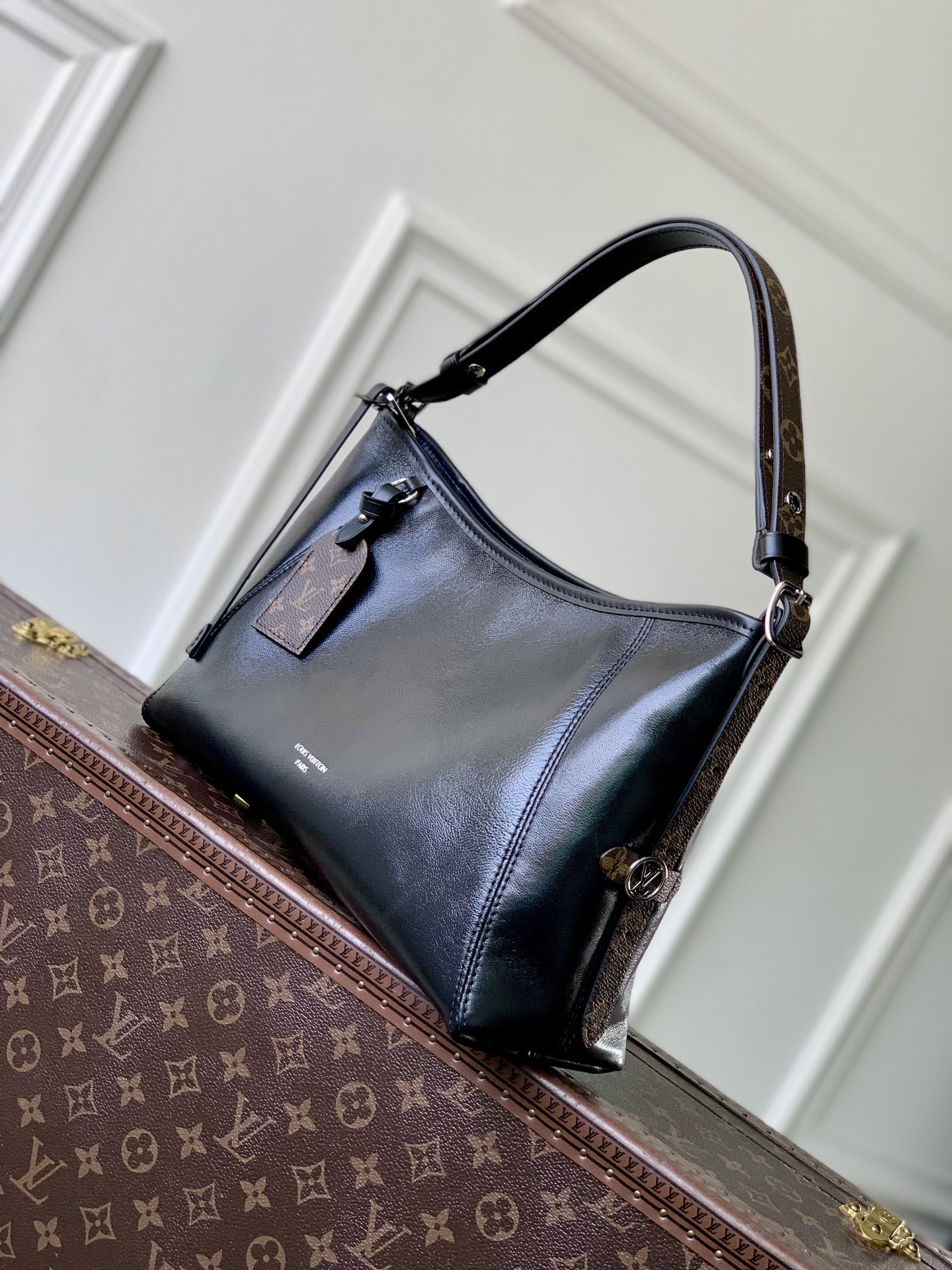 LV CARRYALL EAST WEST Handbags M28160 (36*19*10cm) - Image 3