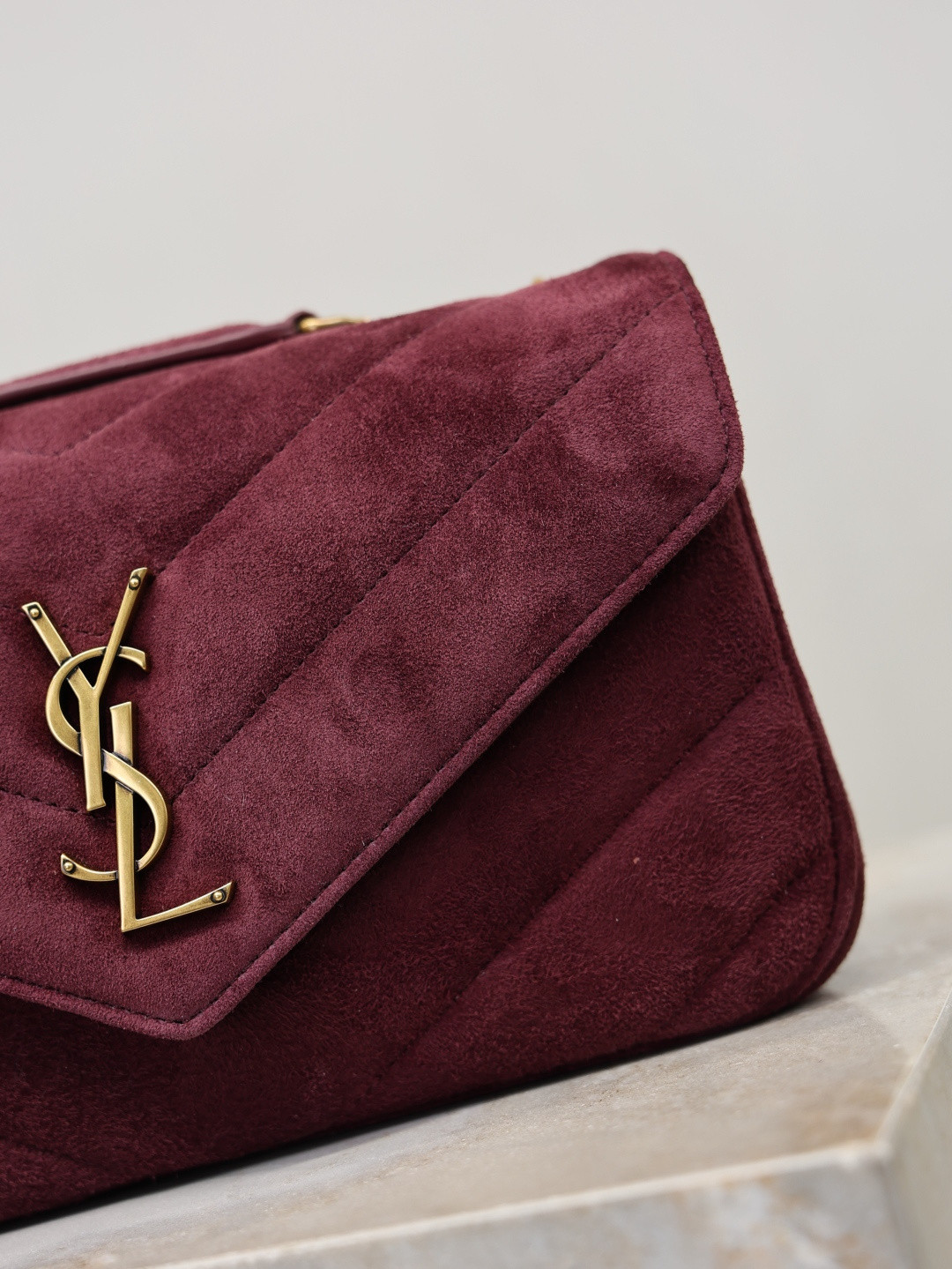 YSL LOULOU small in Suede 24x14x6cm - Image 4