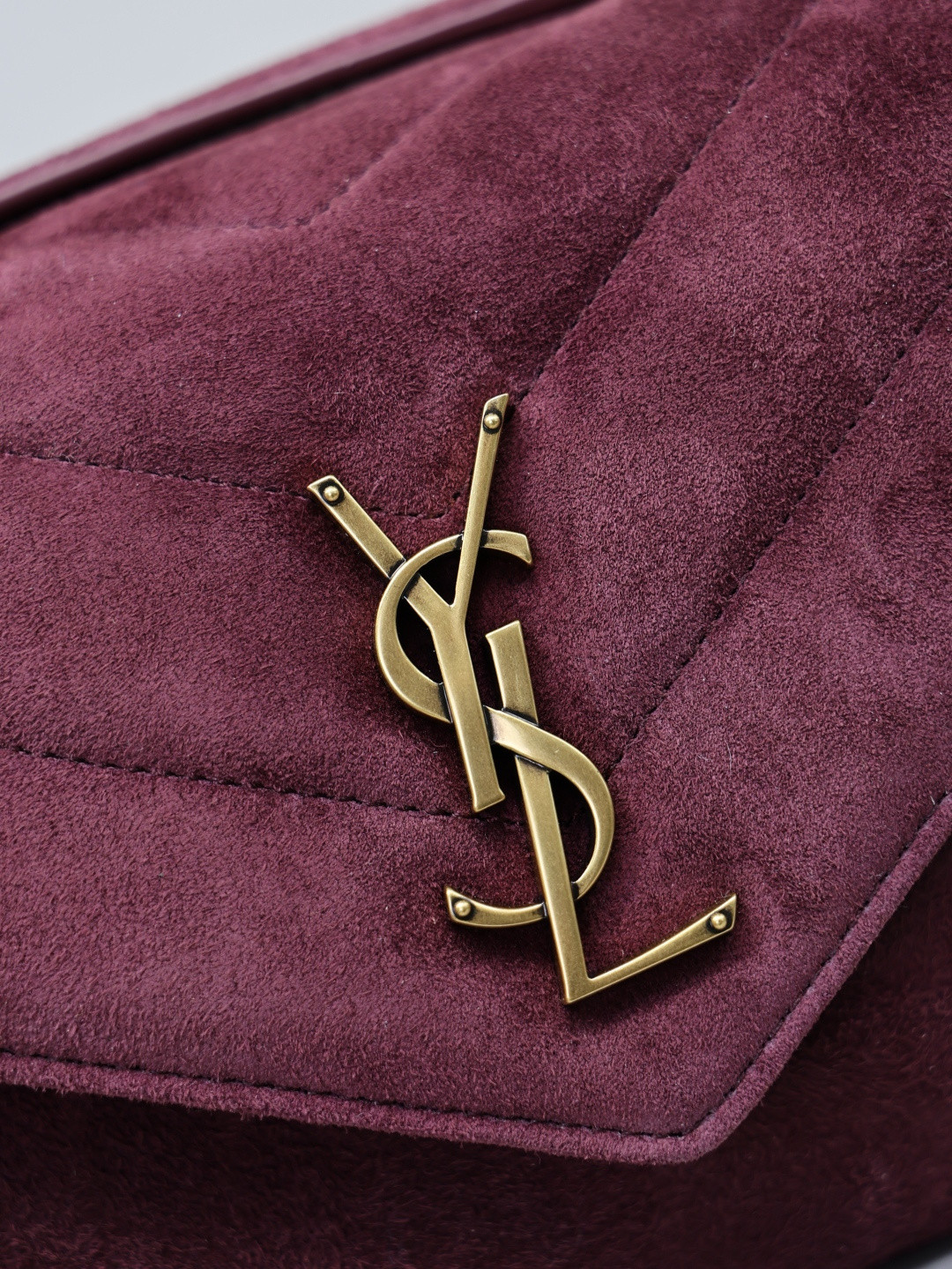 YSL LOULOU small in Suede 24x14x6cm - Image 12