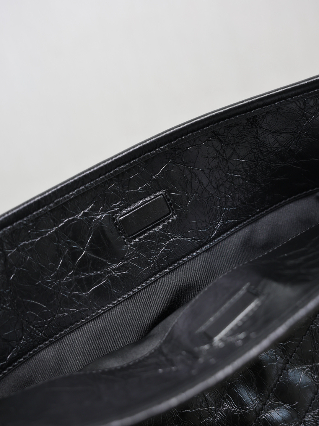 YSL NIKI Supple Bucket 33x16x40cm - Image 7