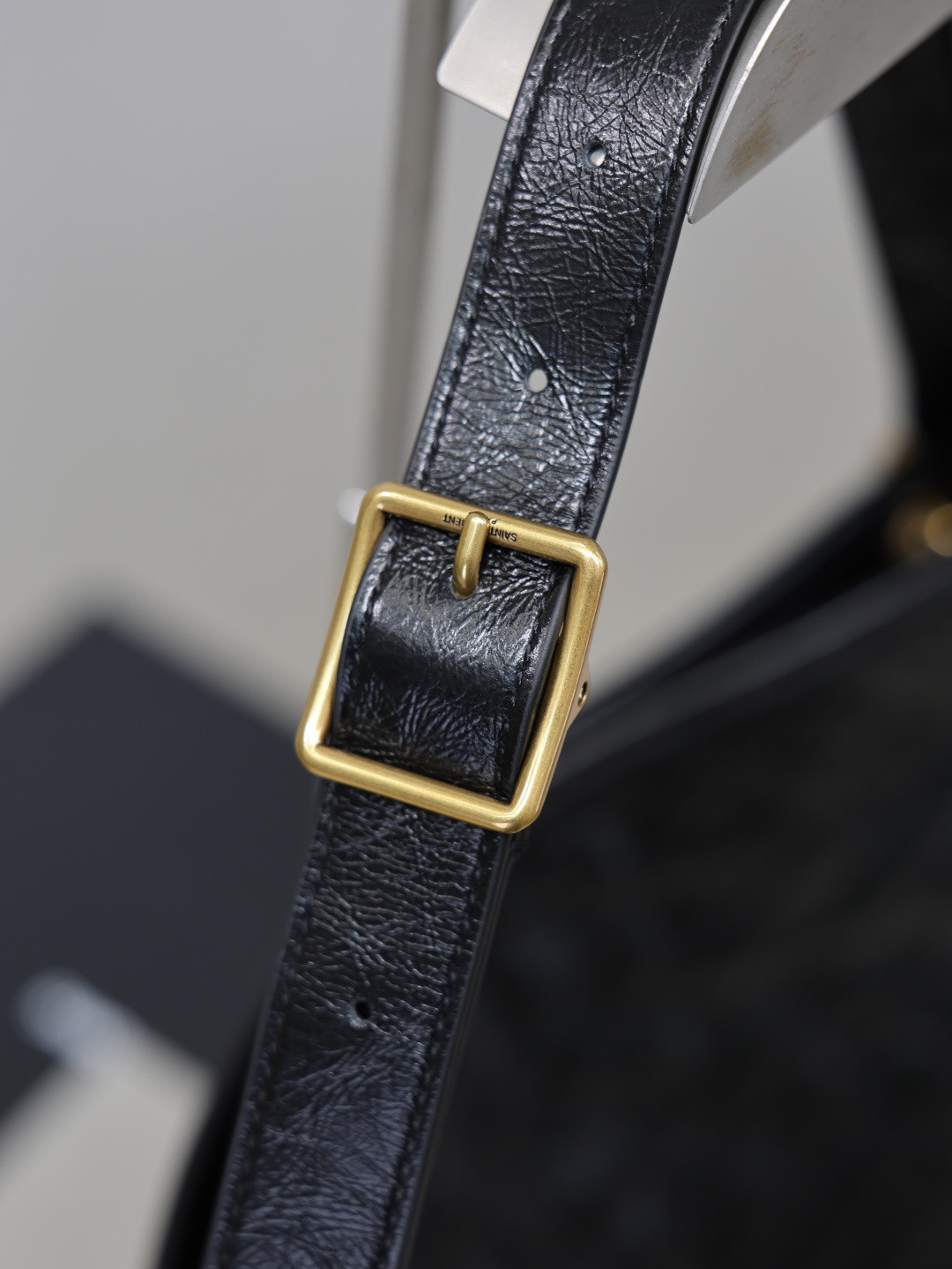 YSL NIKI Supple Bucket 33x16x40cm - Image 13