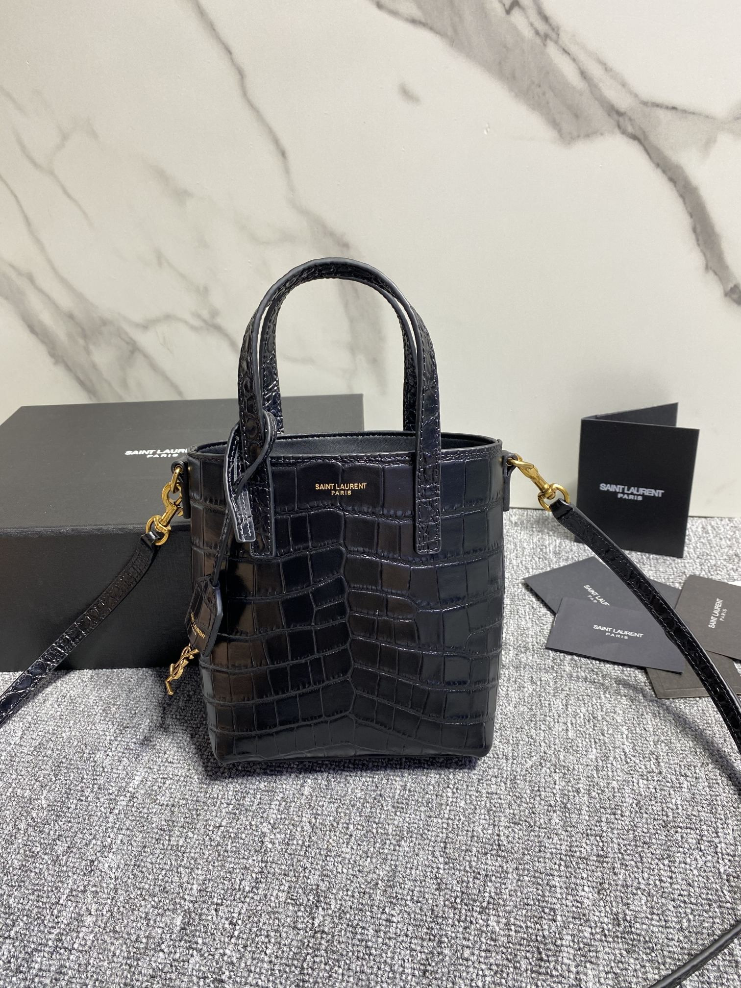 YSL Mini Toy Shopping Saint Laurent IN CROCODILE-EMBOSSED LEATHER 18x17x8cm - Image 2