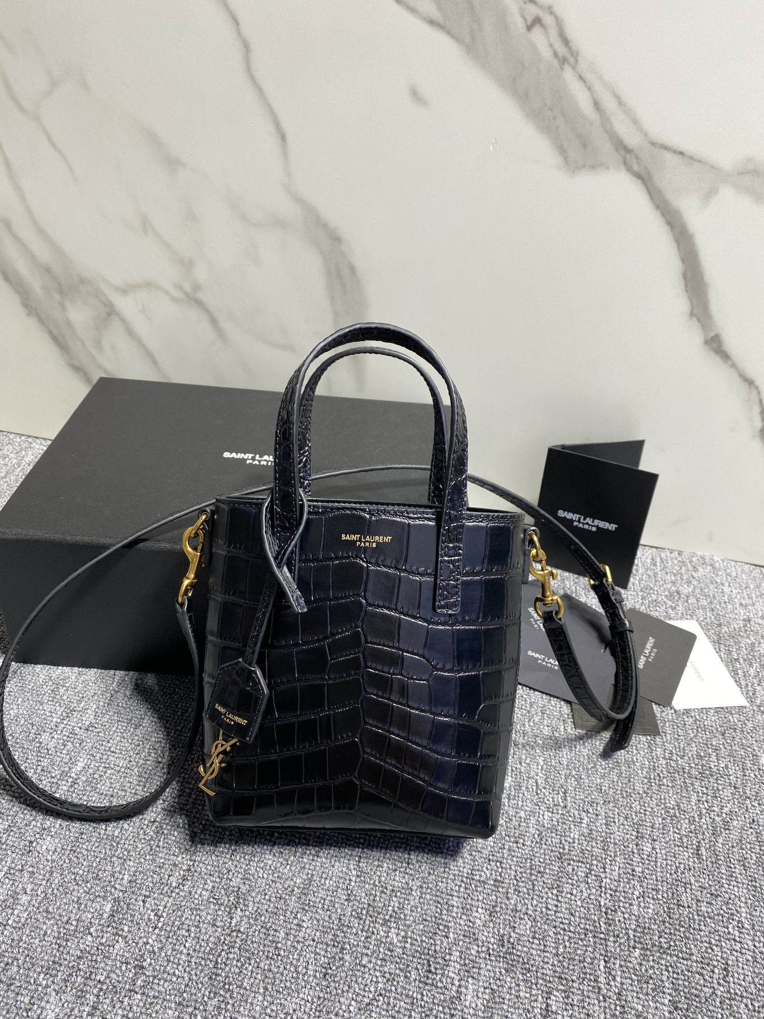 YSL Mini Toy Shopping Saint Laurent IN CROCODILE-EMBOSSED LEATHER 18x17x8cm - Image 5