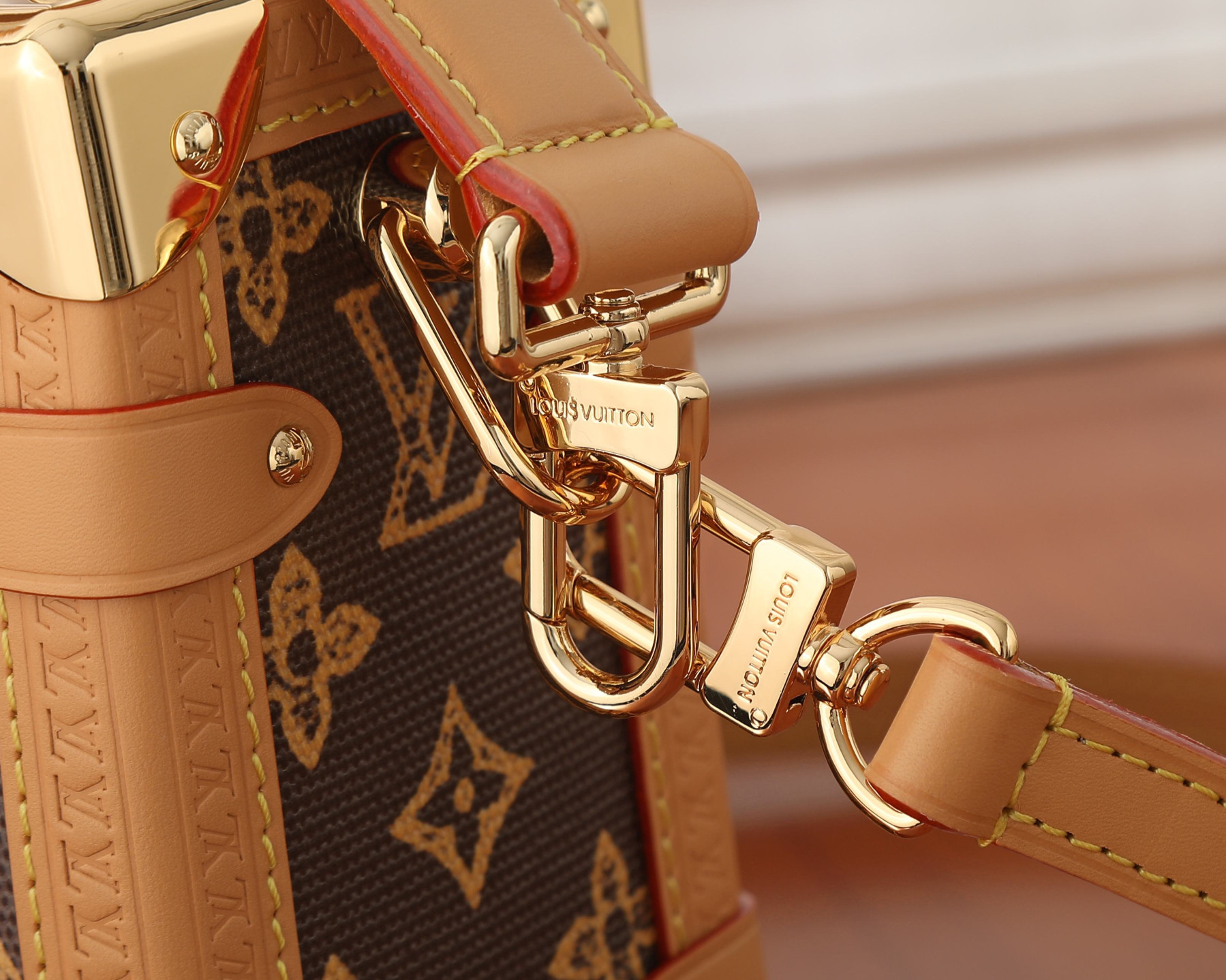 LV SIDE TRUNK Medium Handbag M27516 16x8.5x23.5cm - Image 12