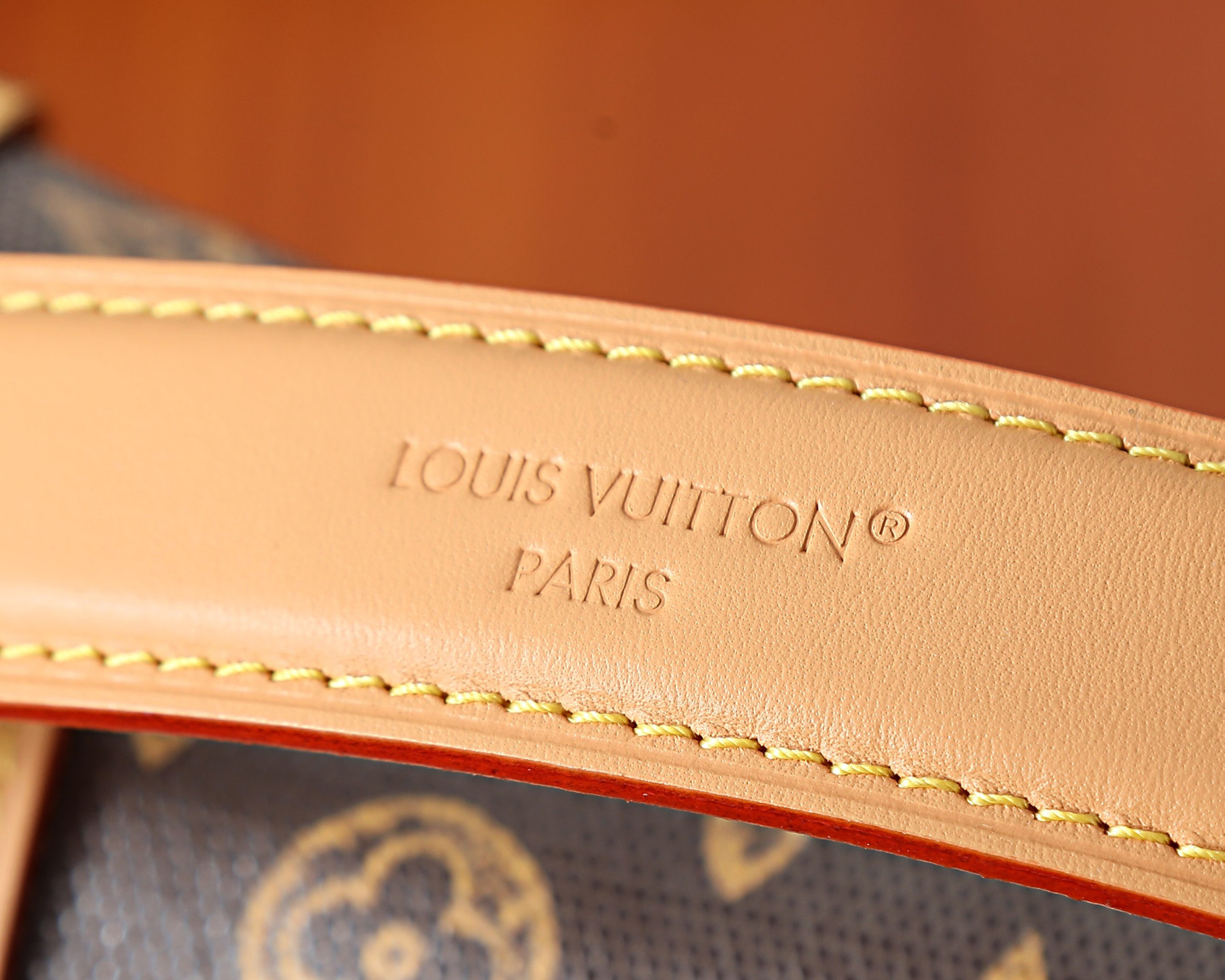 LV SIDE TRUNK Medium Handbag M27516 16x8.5x23.5cm - Image 14